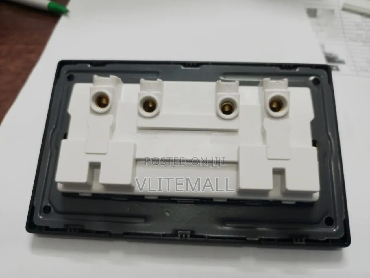 Double Multi Socket