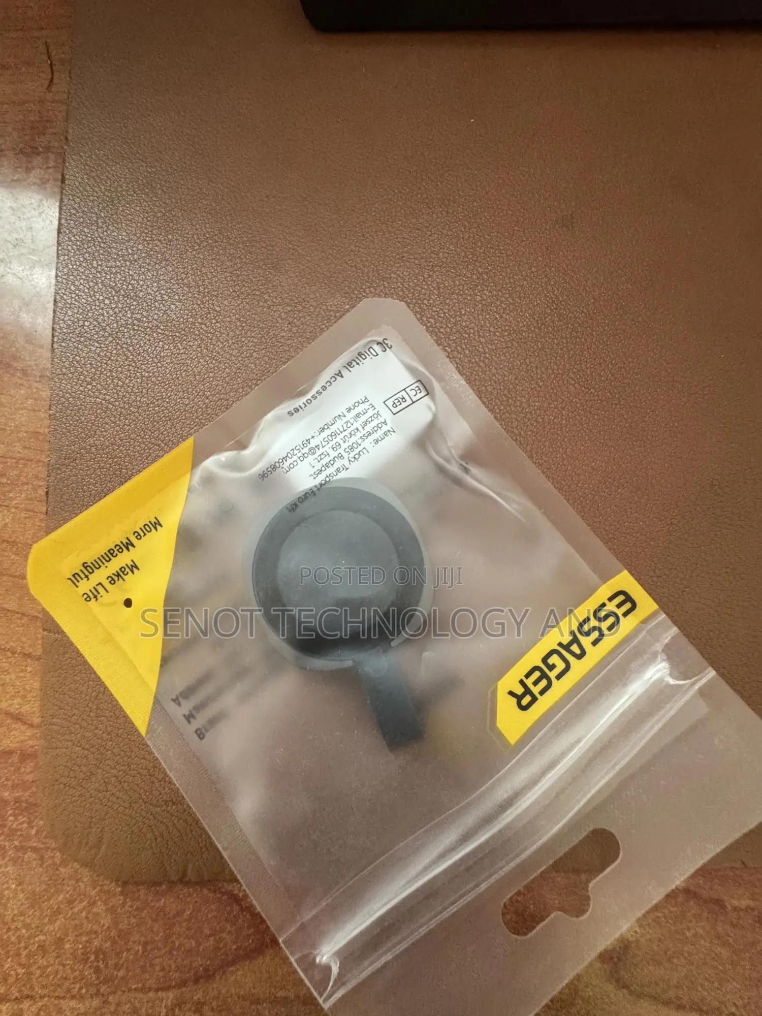 Magnetic Wireless Charger For Apple Watches.