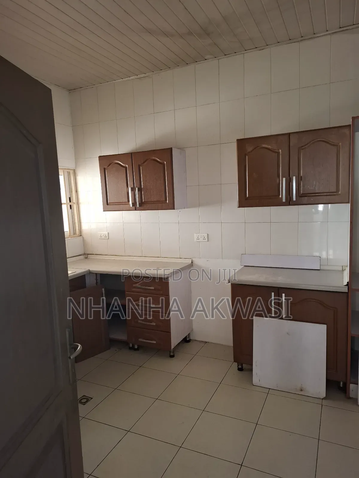 3bdrm House in Sakumono Community, Tema Metropolitan for rent