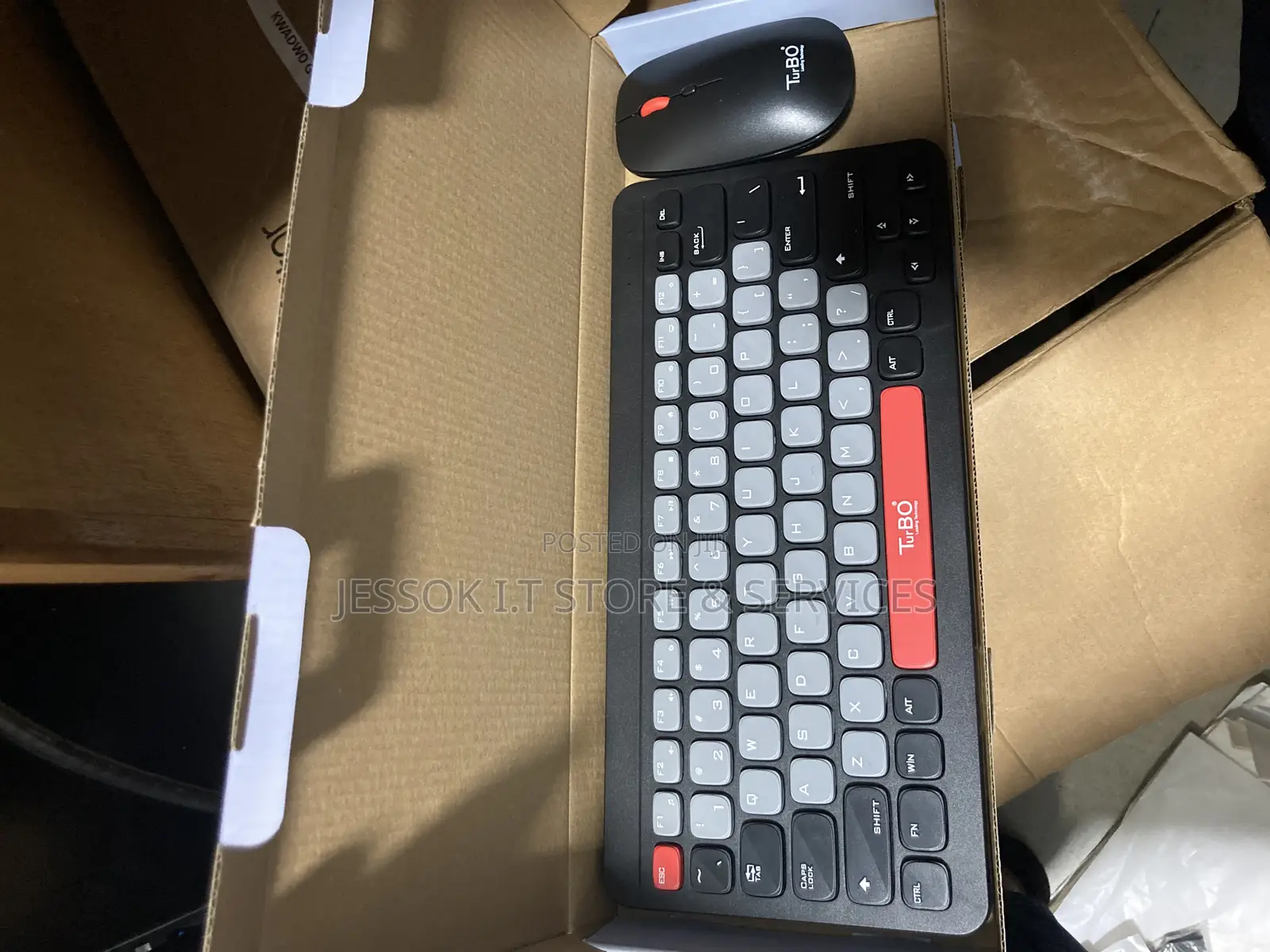 Mini Keyboard and Mouse Wireless Combo
