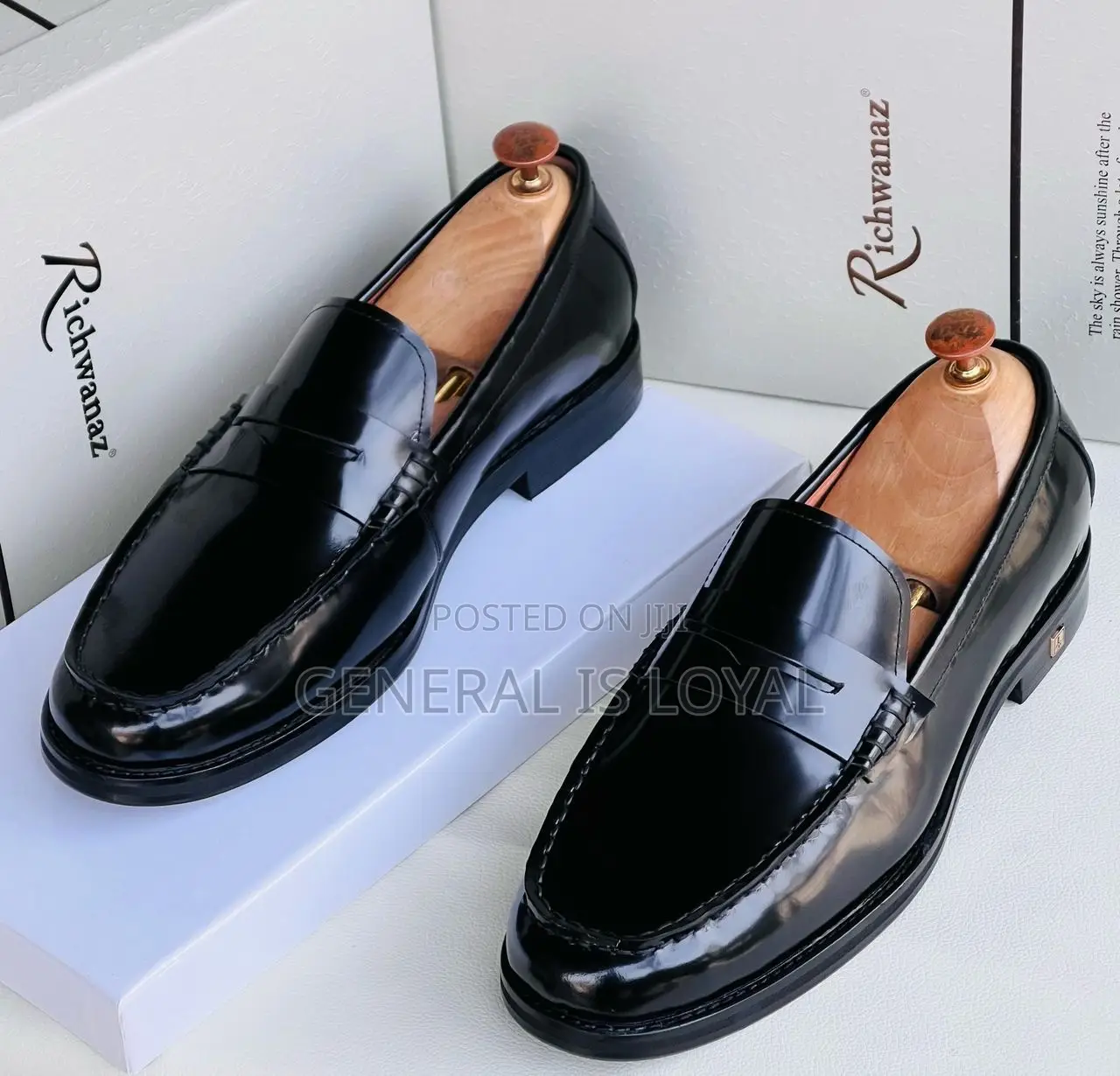 Richwanz Shoe