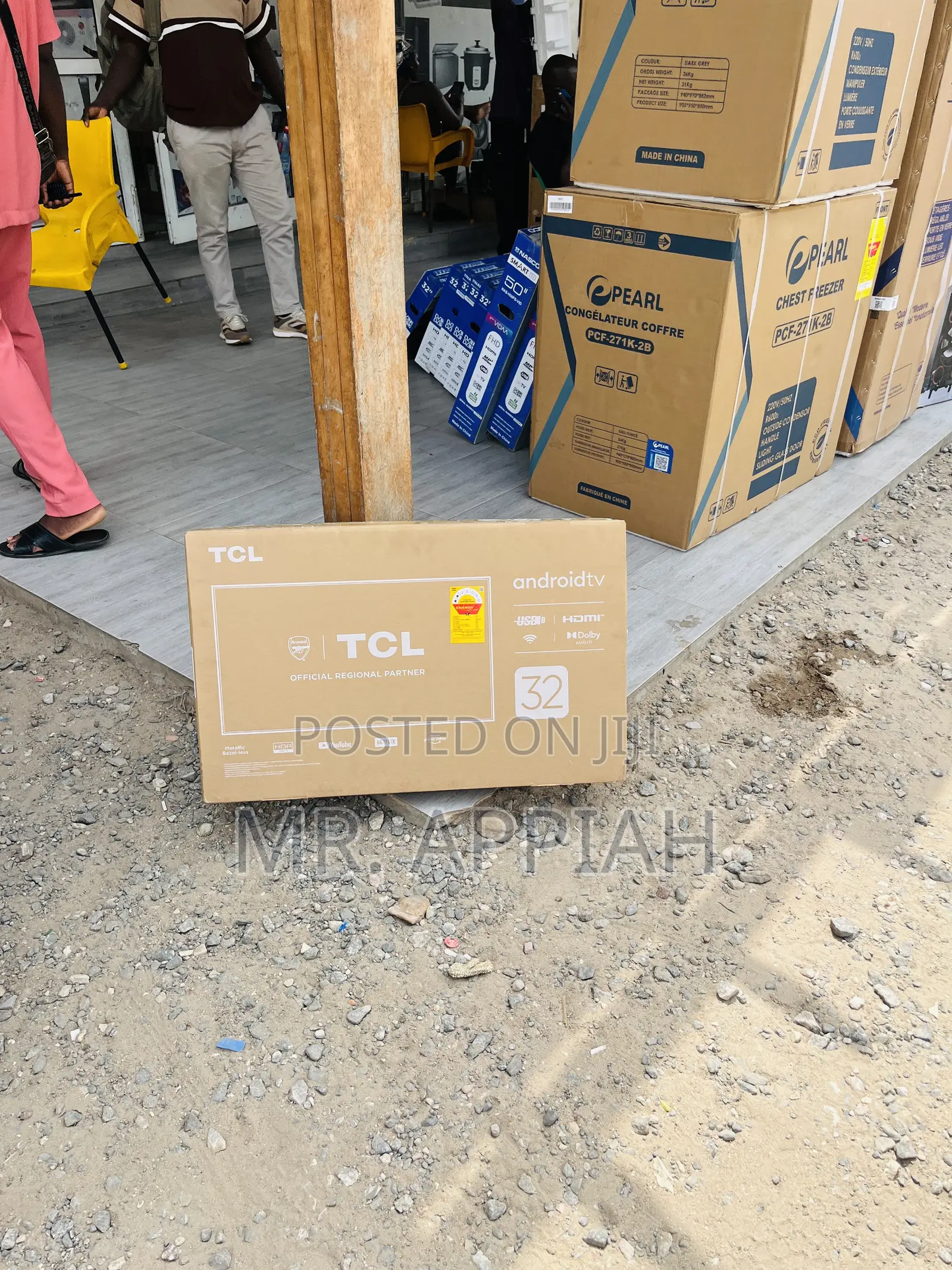 New TCL 32d3400 32 Inch Full Hd Screen Television.