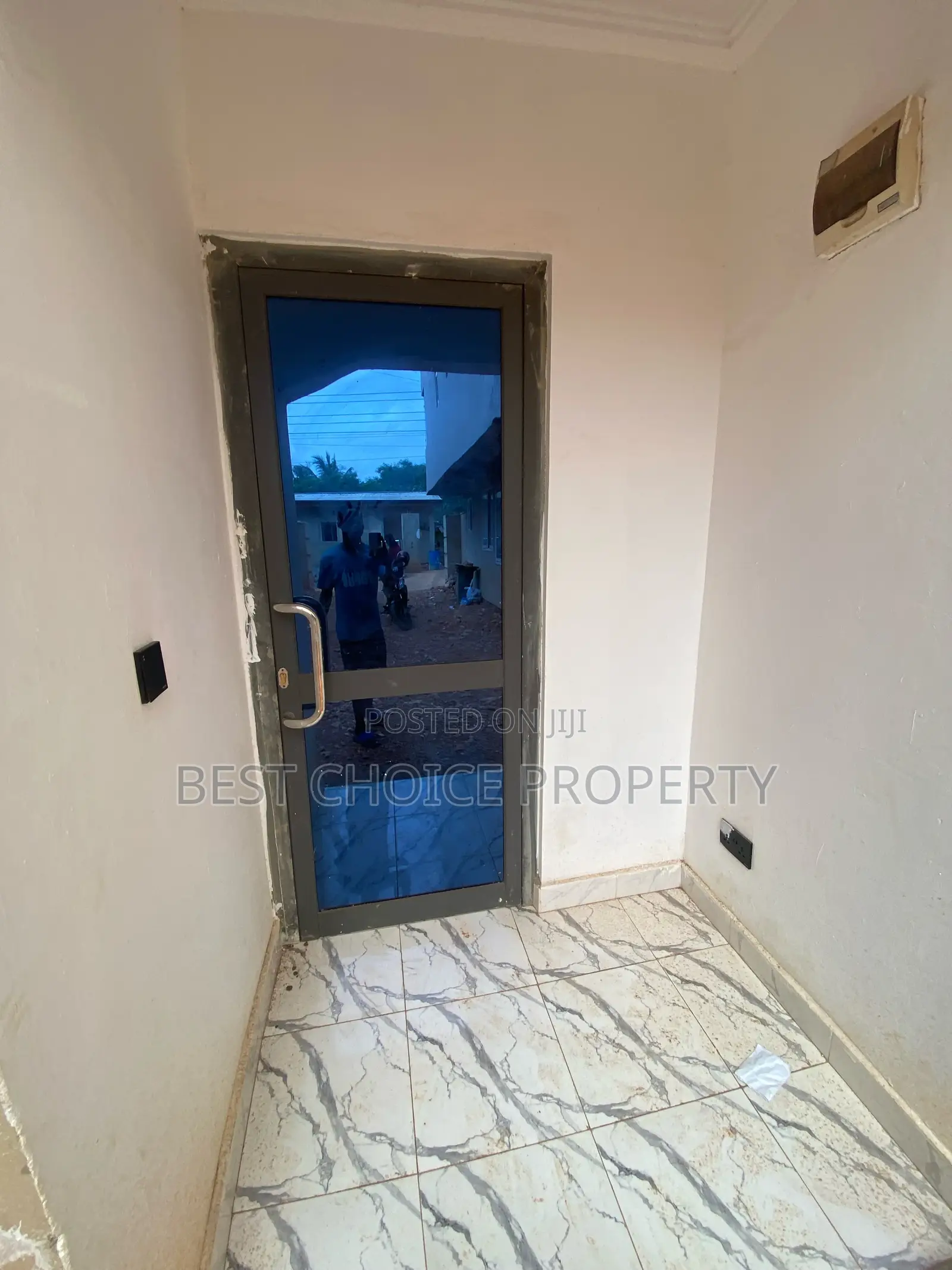 1bdrm Apartment in Lakeside Community 1 for rent