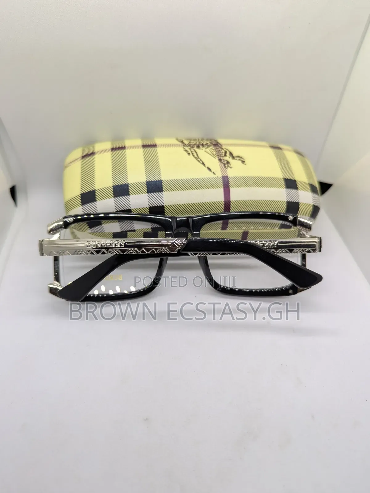 Burberry Elegant Glasses