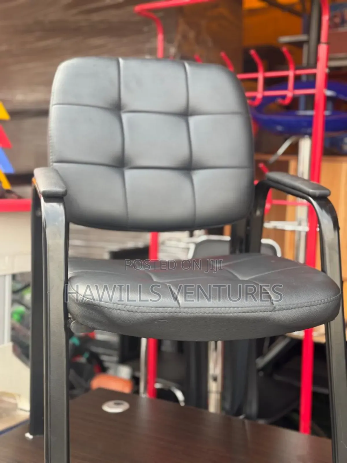 Simple Confrence Chair