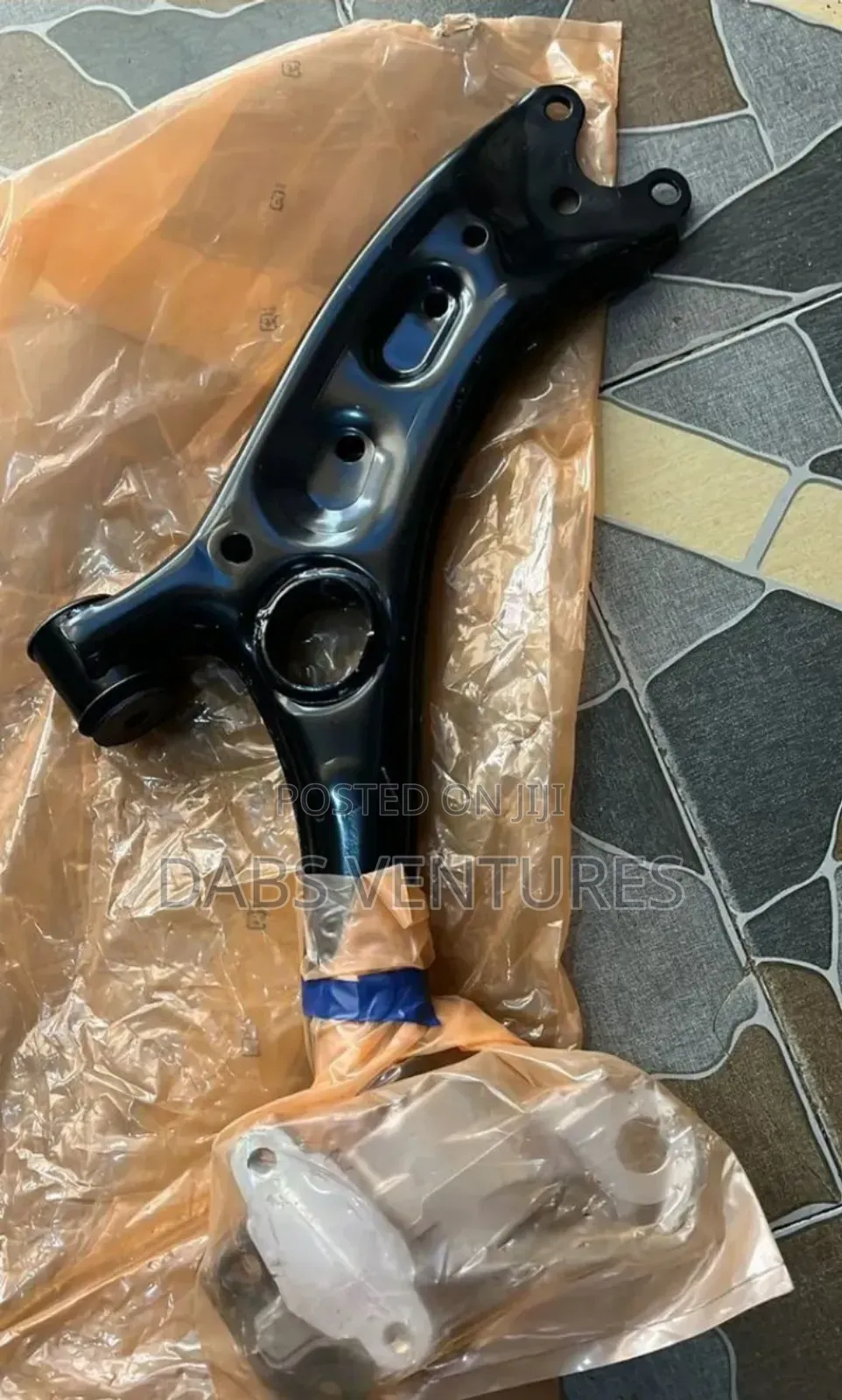Hyundai Elantra High Quality Lower Arm and Upper Arm