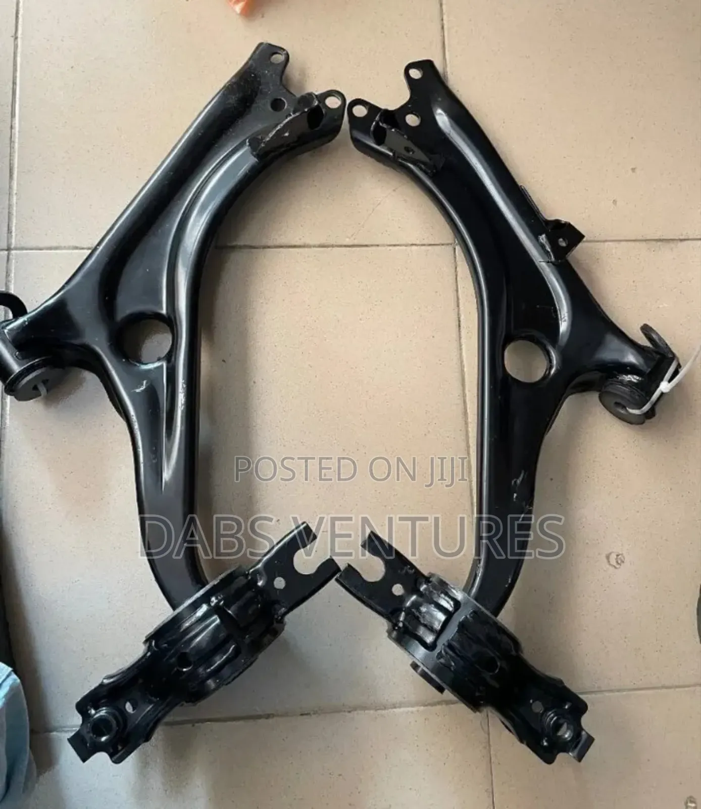 Hyundai Elantra High Quality Lower Arm and Upper Arm