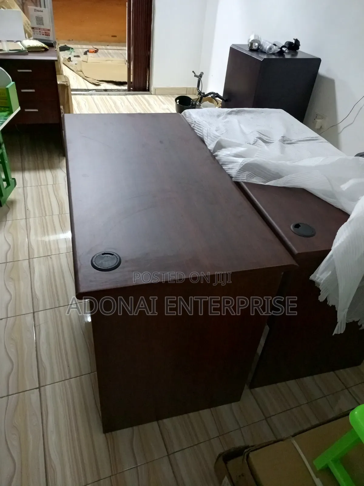 Office Desk Table 1.22m/122cm