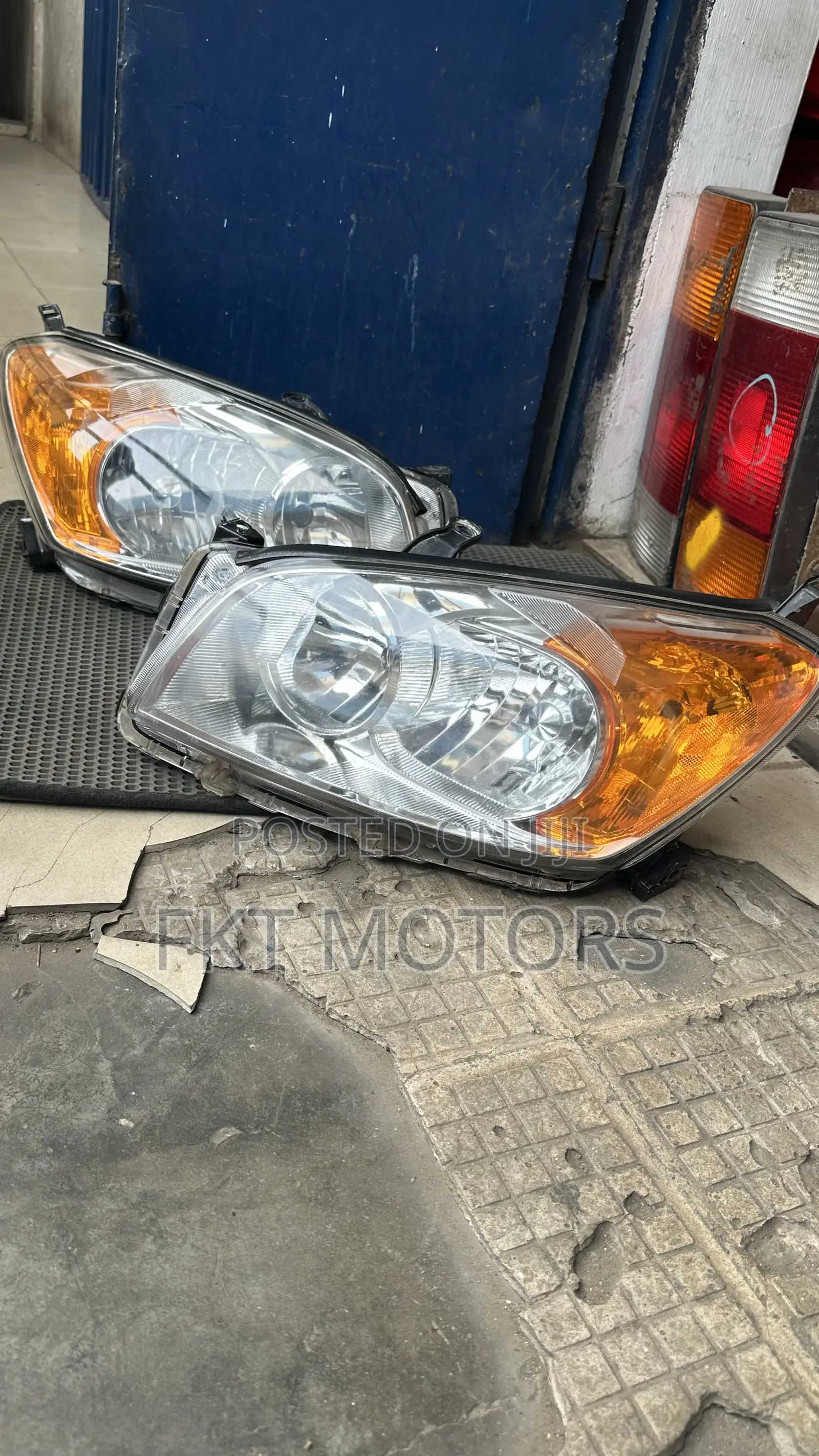 Toyota Rav4 Headlights ,2006,2007,2008,2009,2010,2011,2012