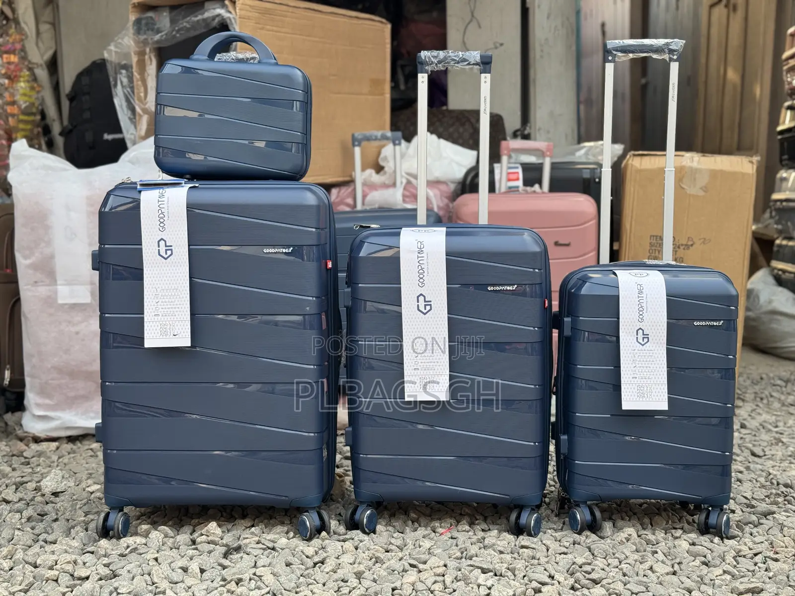 Four PCS 20/24/28 Inches and a Cosmetic Trolley Luggage