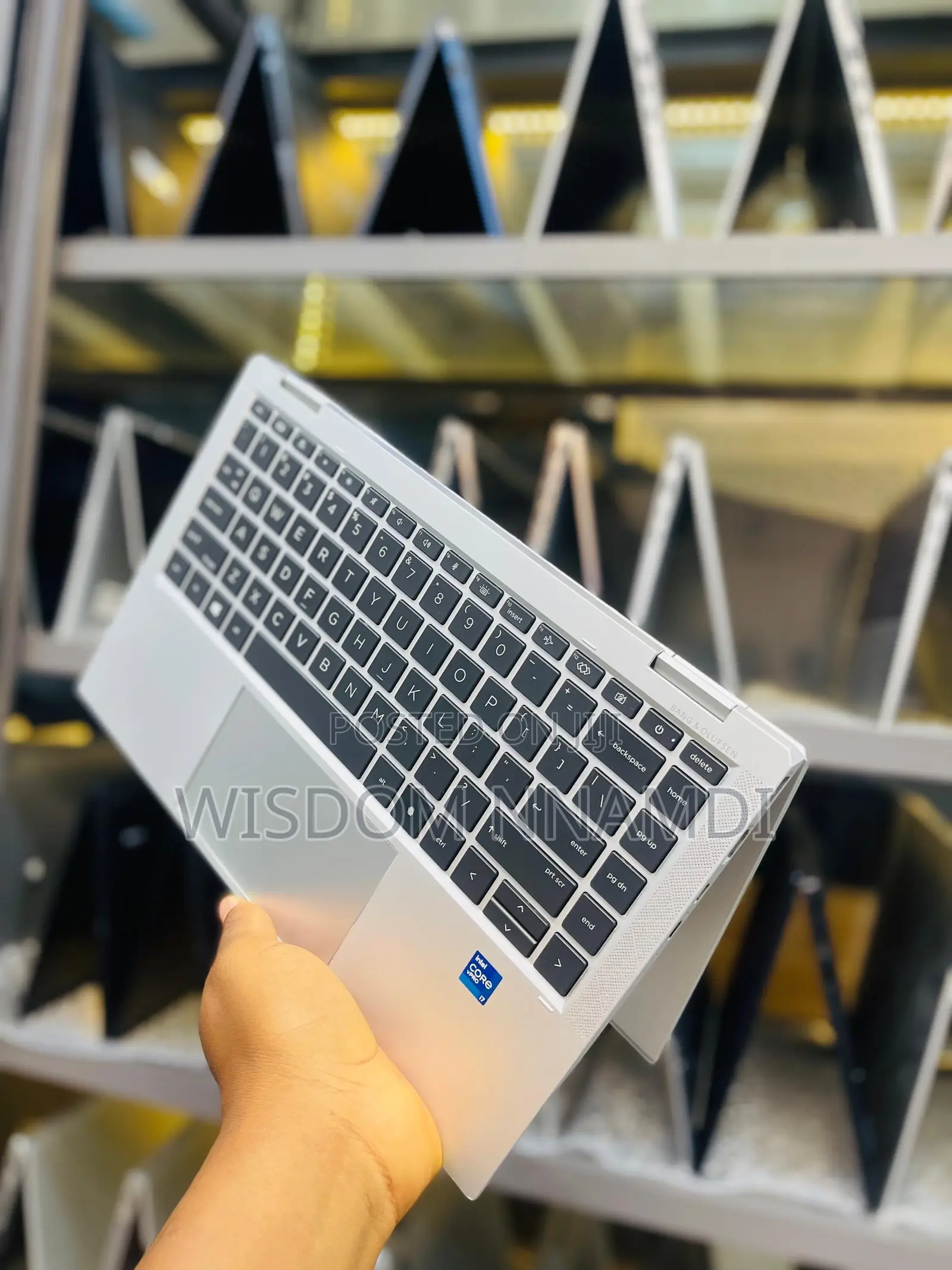 Laptop HP EliteBook 1040 G8 16GB Intel Core i7 SSD 512GB