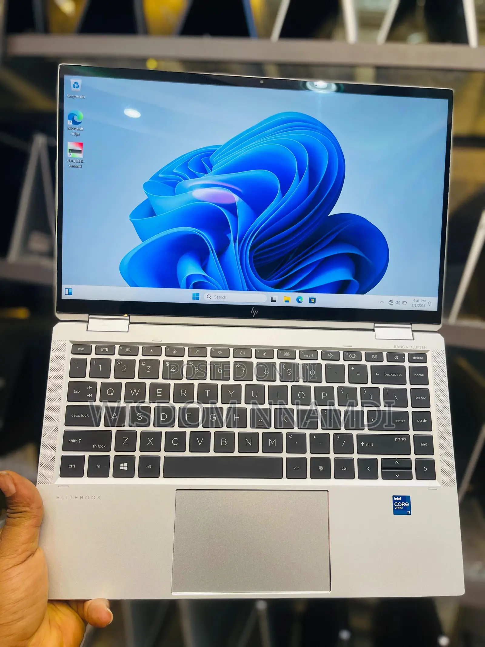 Laptop HP EliteBook 1040 G8 16GB Intel Core i7 SSD 512GB
