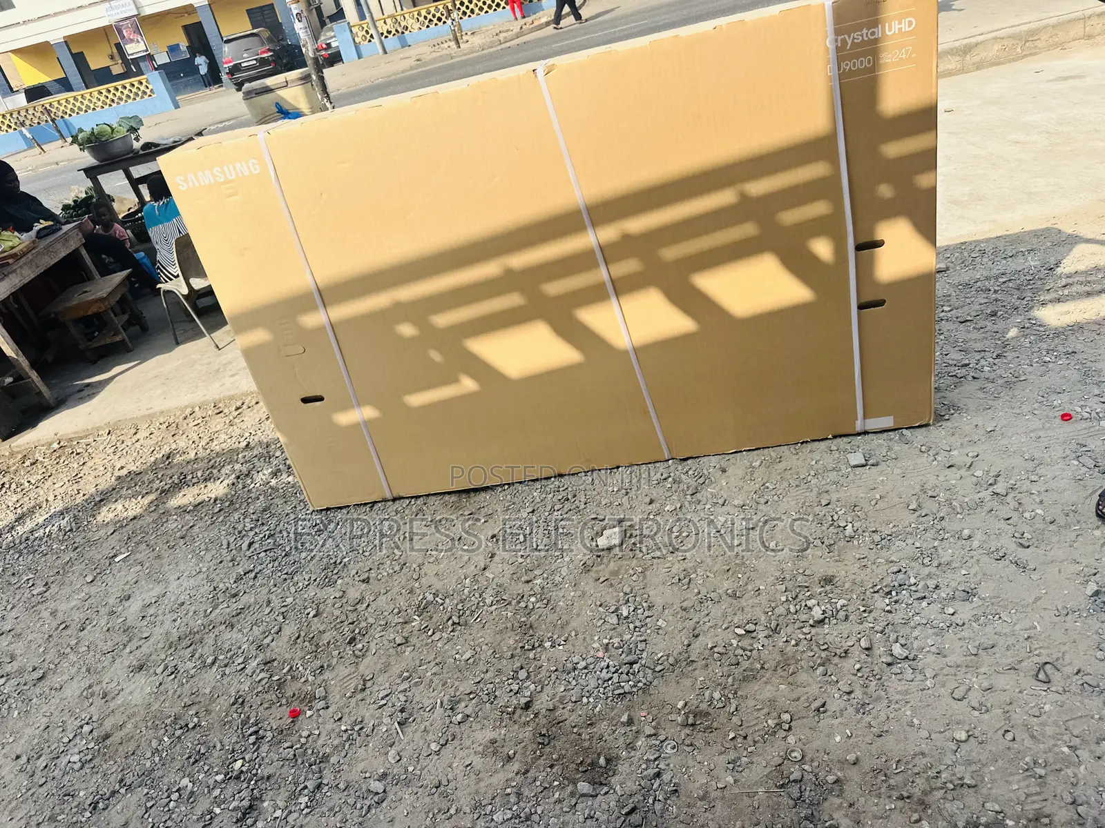 Lovely  New Slim Uhd Smart Samsung 98”Du9000
