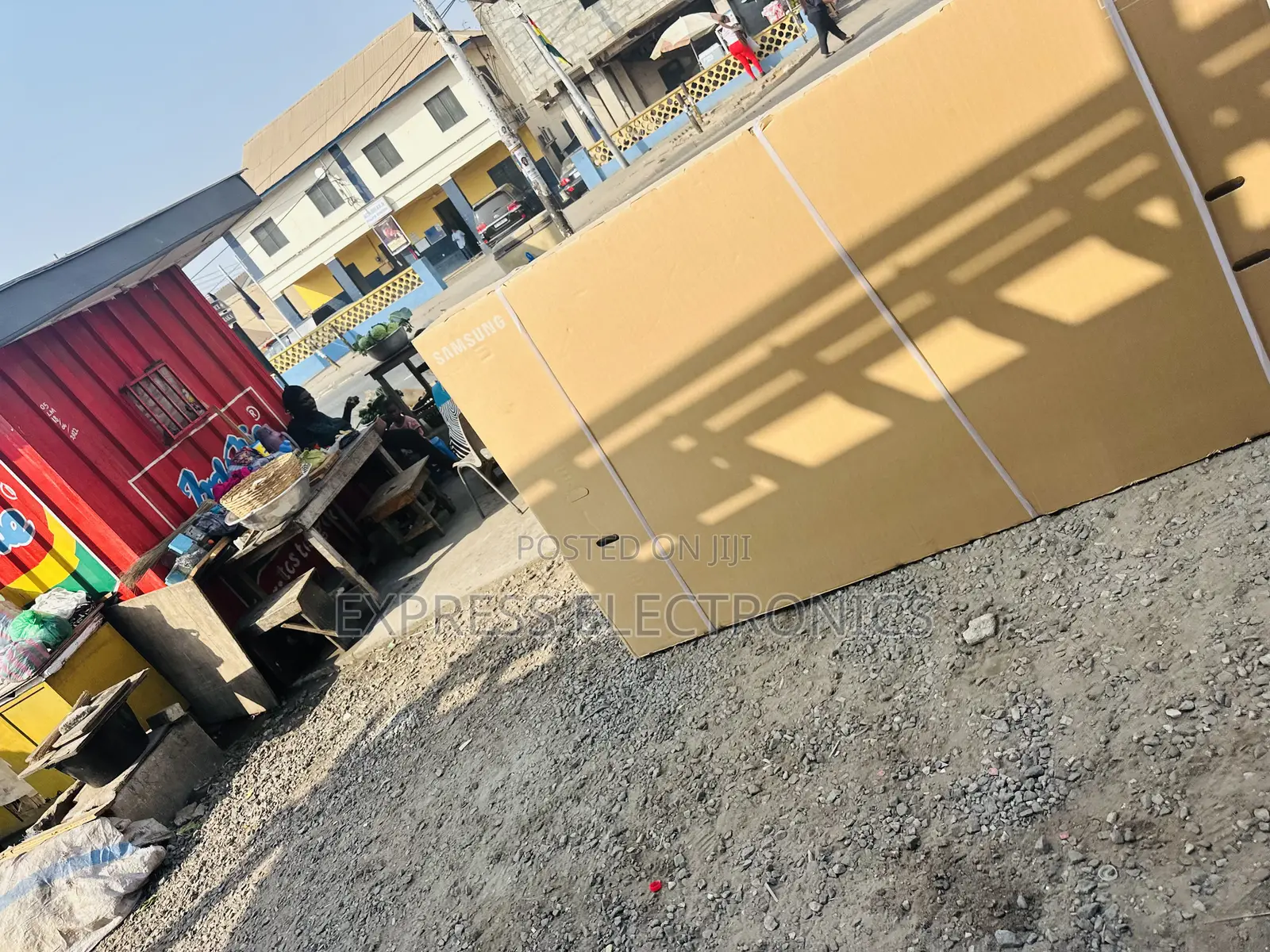 Edgeless Frame Uhd Smart Samsung 98”Du9000