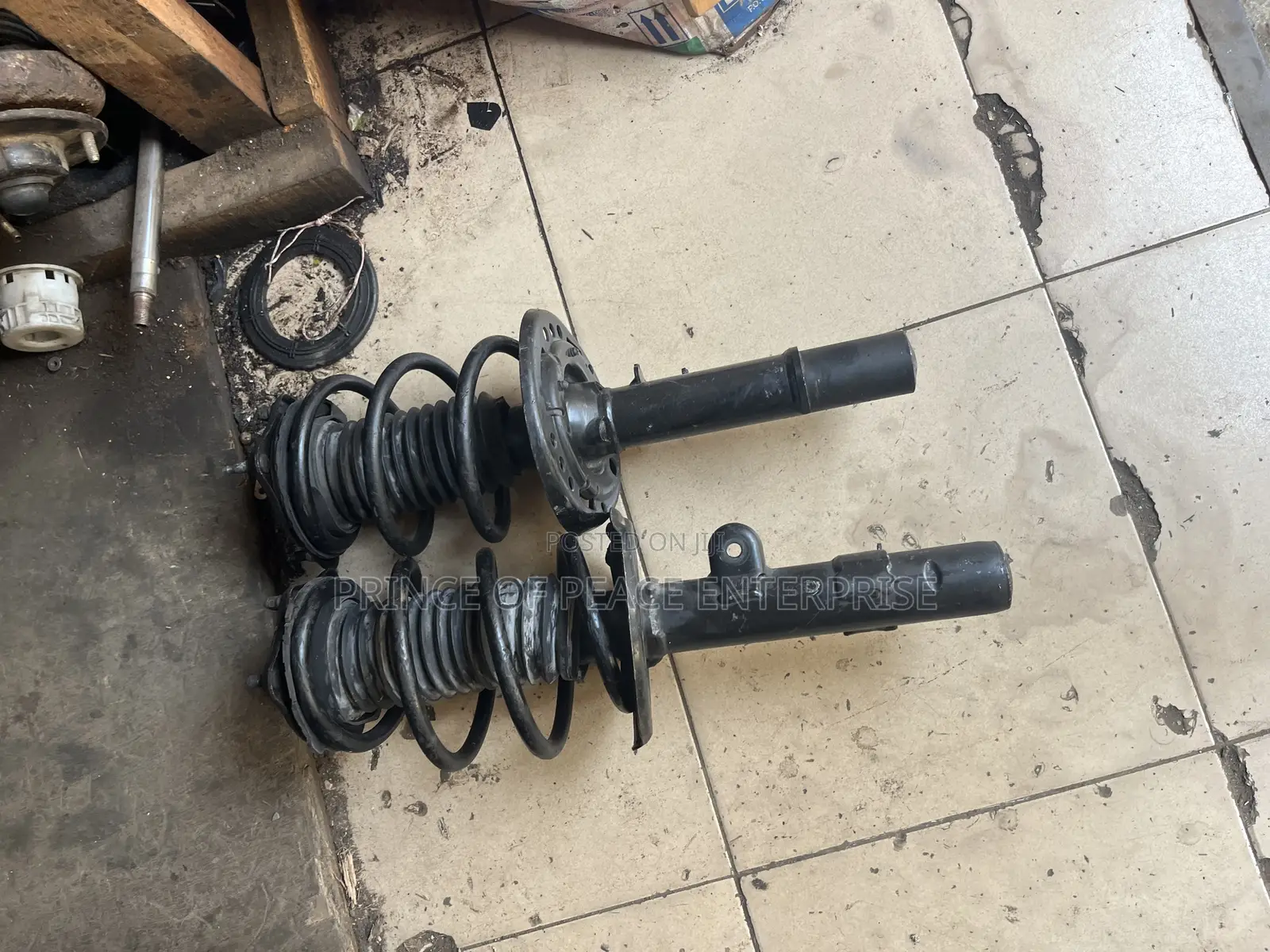 Honda Accord 2016 2017 Complete Front Shock Absorbers Pair