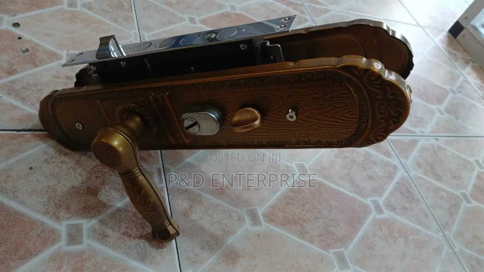 Quality China Door Lock With Gold Colored Handle