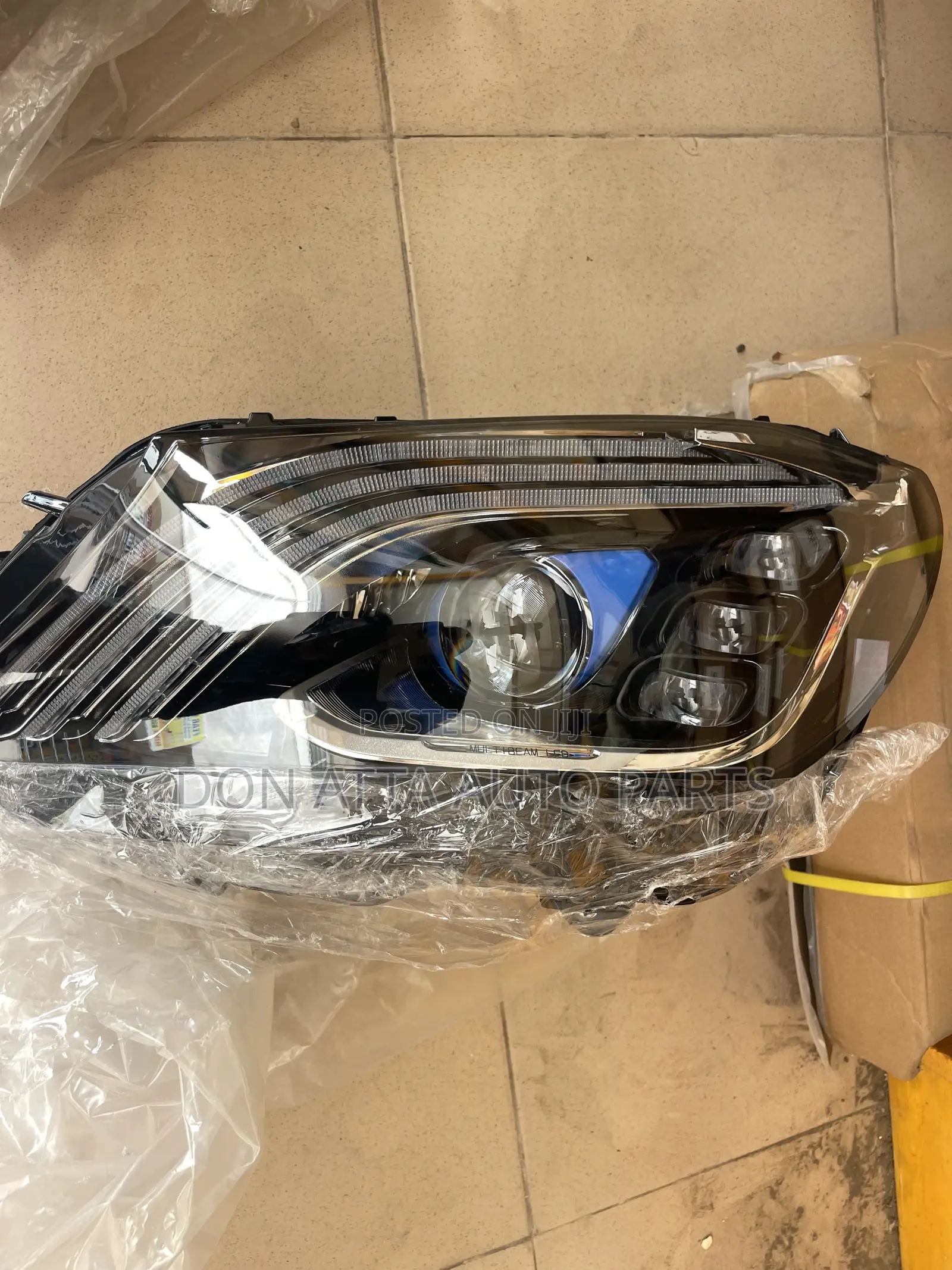 Mercedes-Benz W205 2019-2020 Spec Head Light