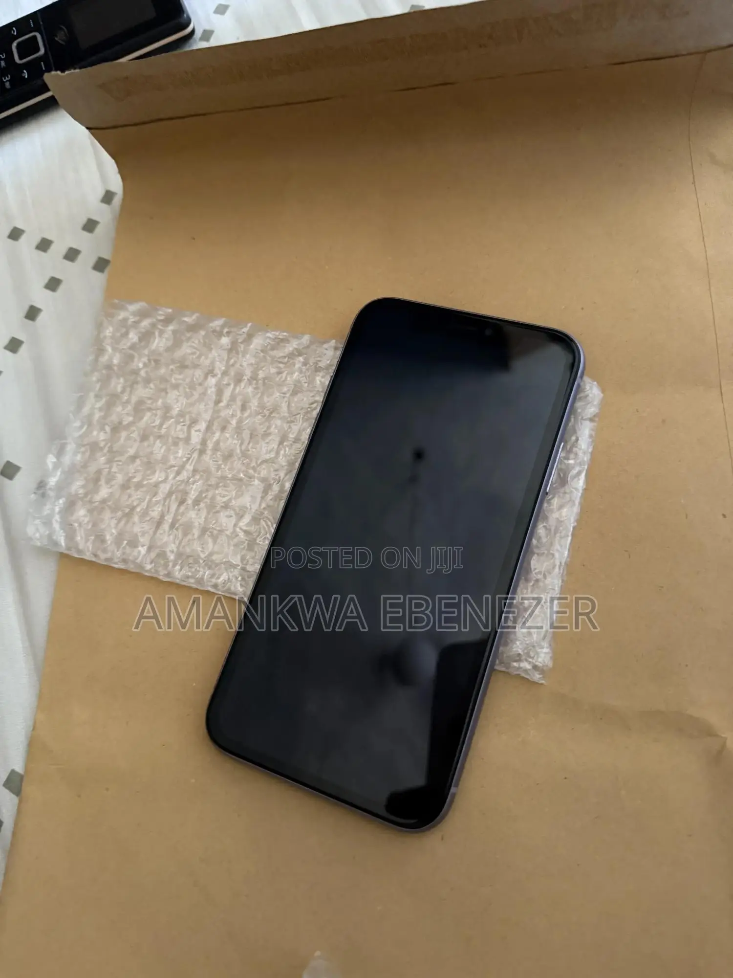 New Apple iPhone 11 64 GB Purple