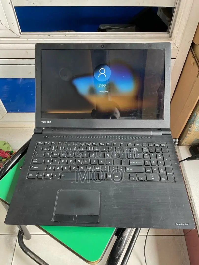 Laptop Toshiba Satellite Click 2 Pro 4GB Intel Core I5 HDD 500GB