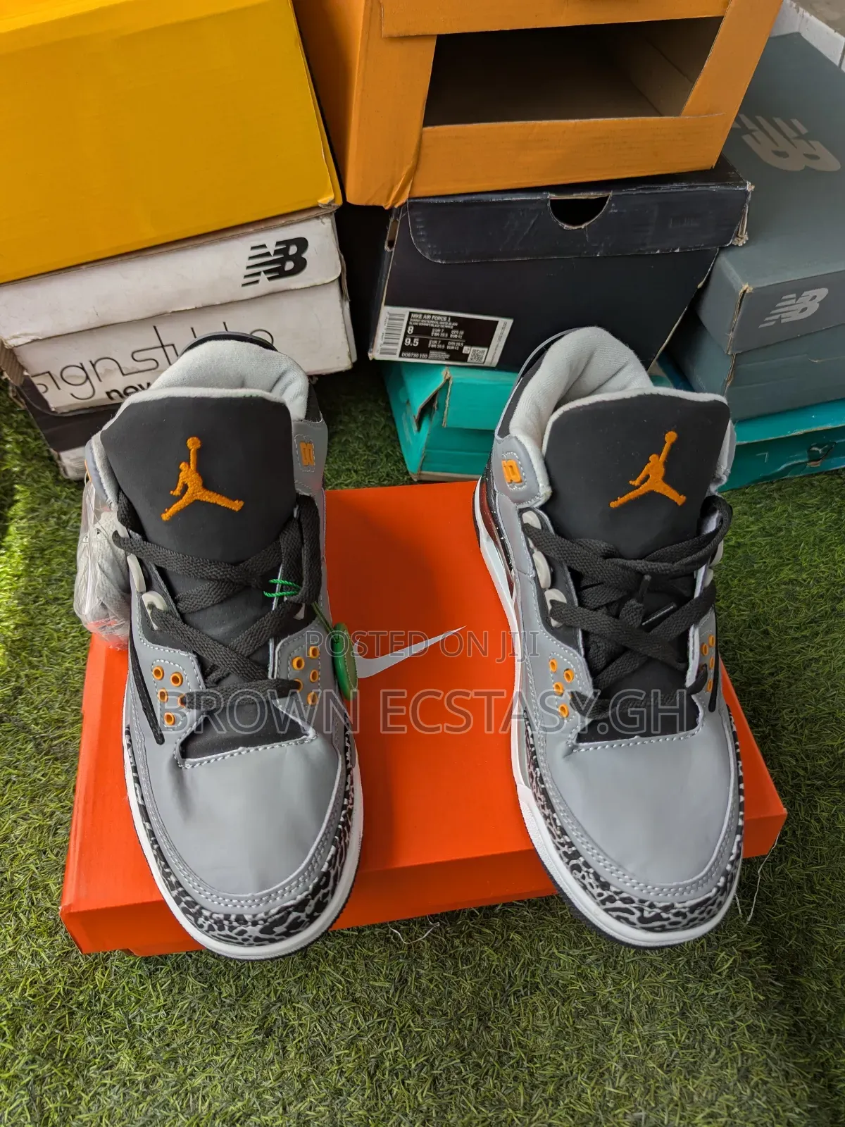 Jordan 3 Retro Sneakers