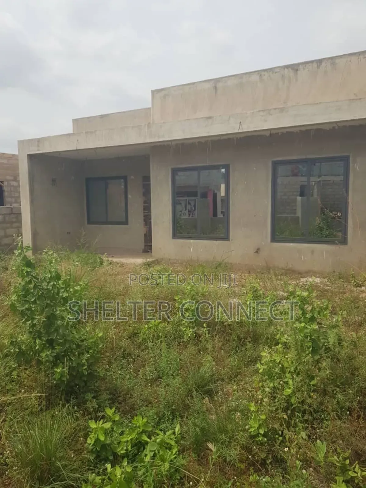 3bdrm House in Oyarifa for sale