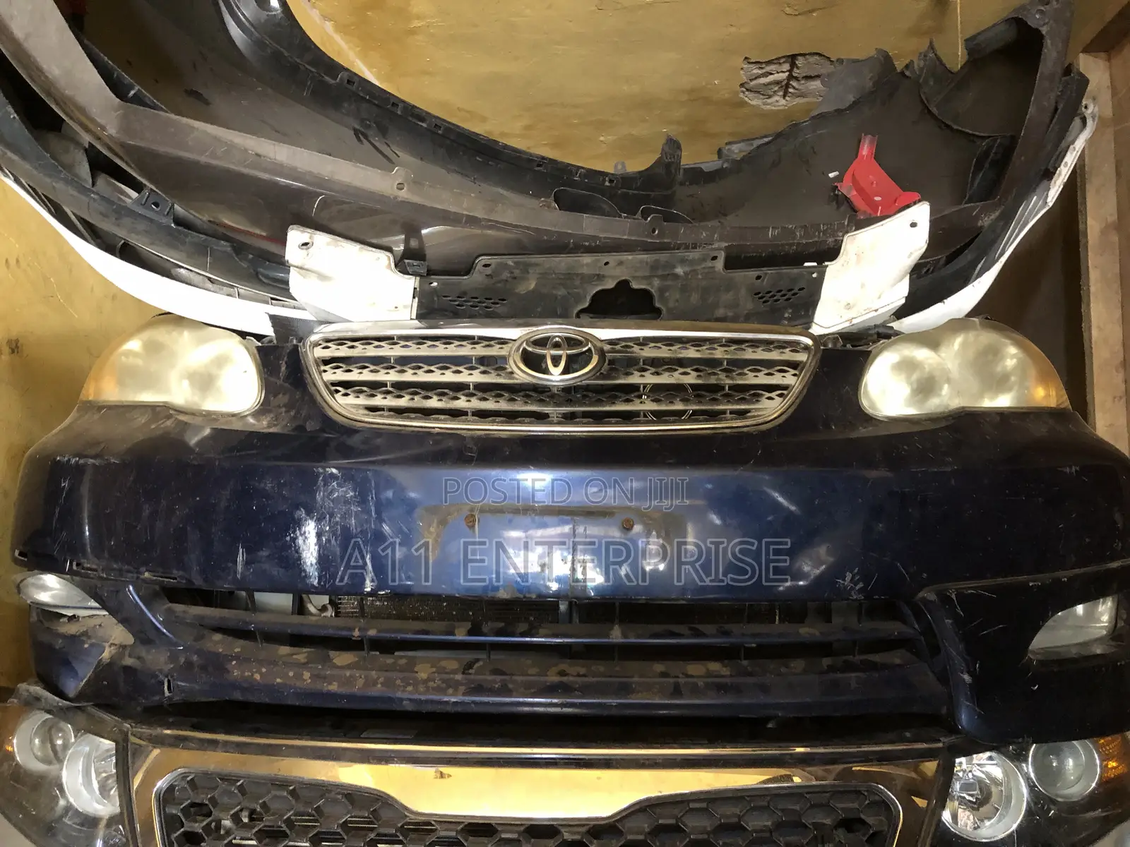 Toyota Corolla 2005 Complete Front Cut