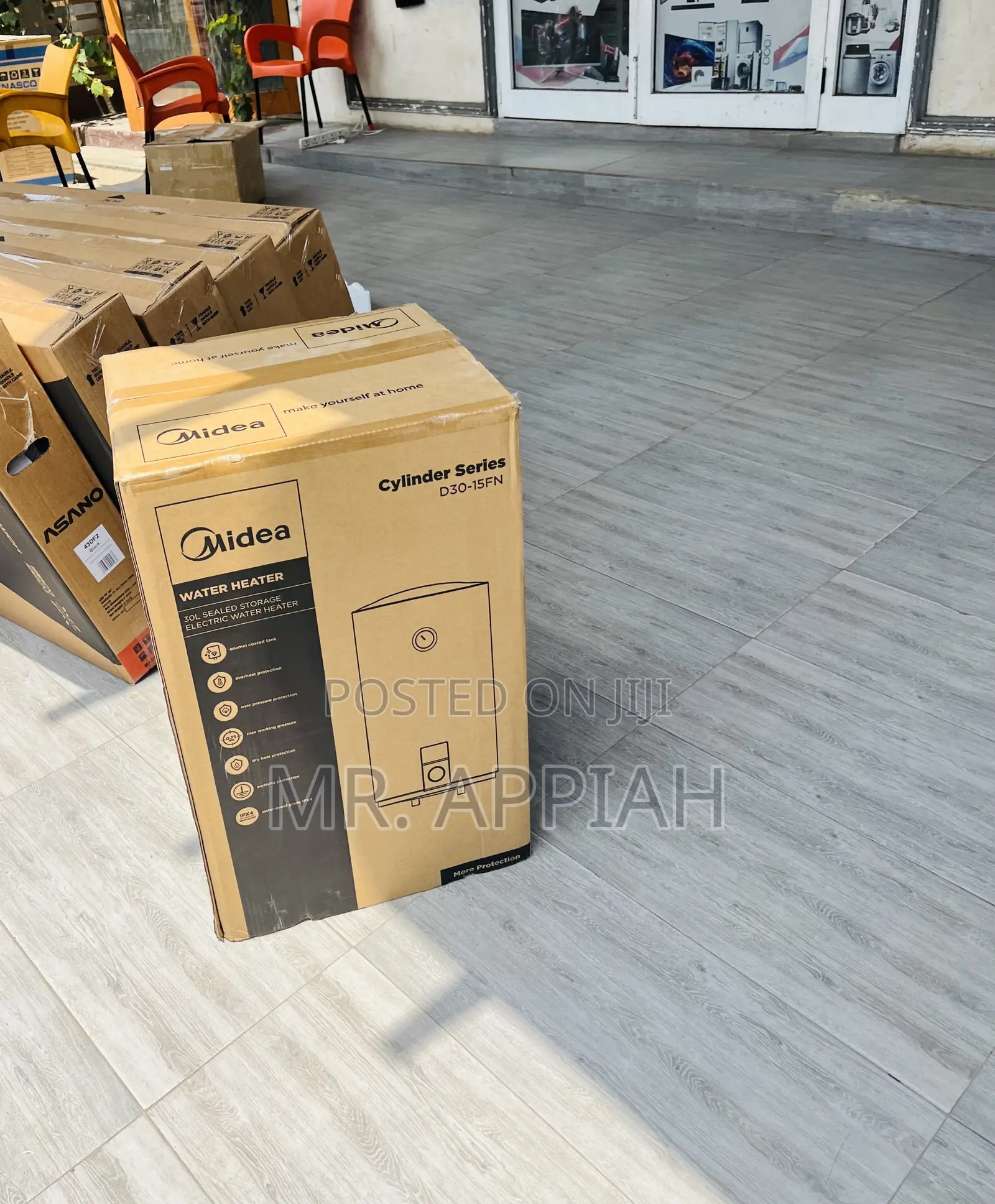 Horizontal Design Midea 30 Liters Water Heater.