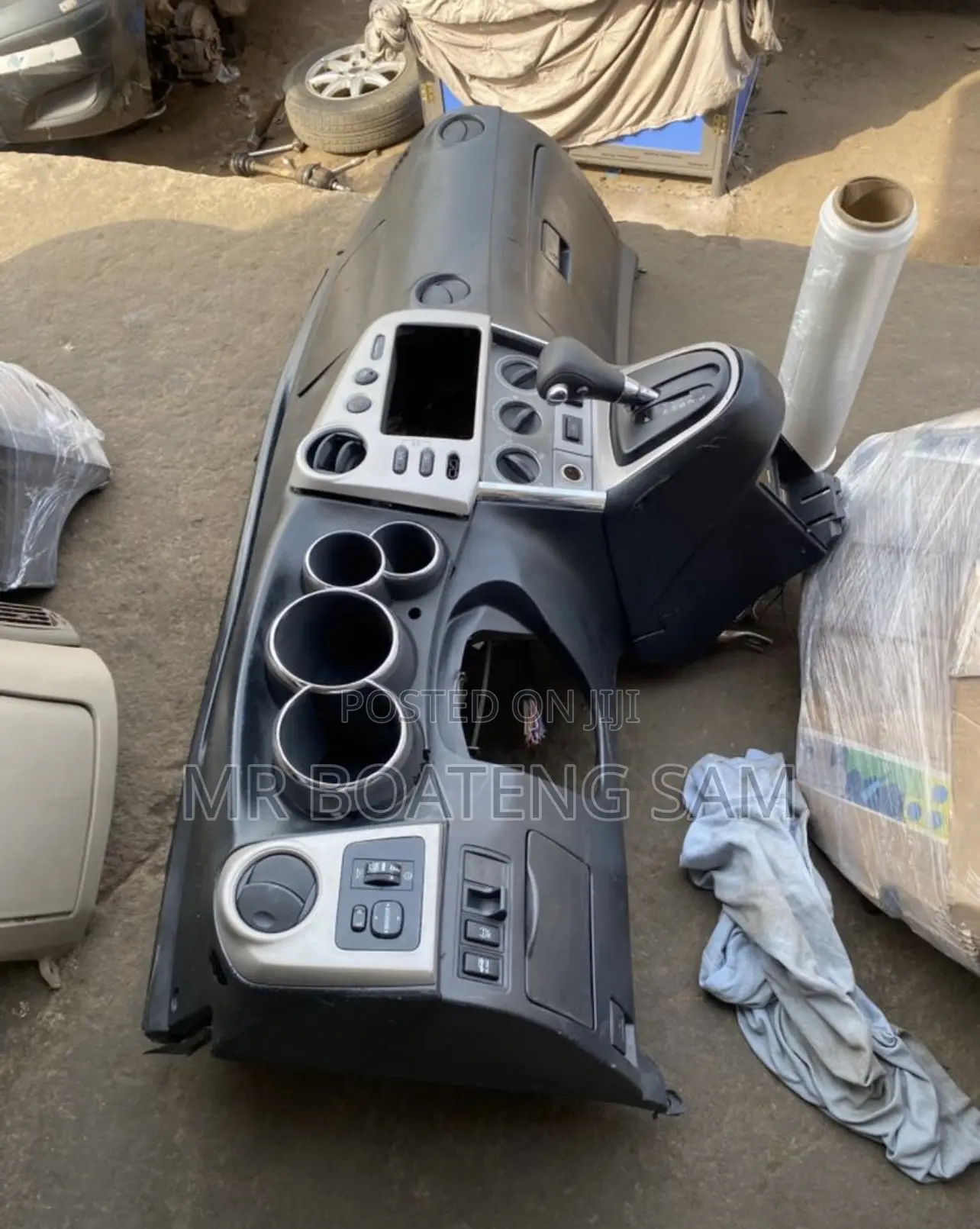 Pontiac Vibe 2005 Dashboard