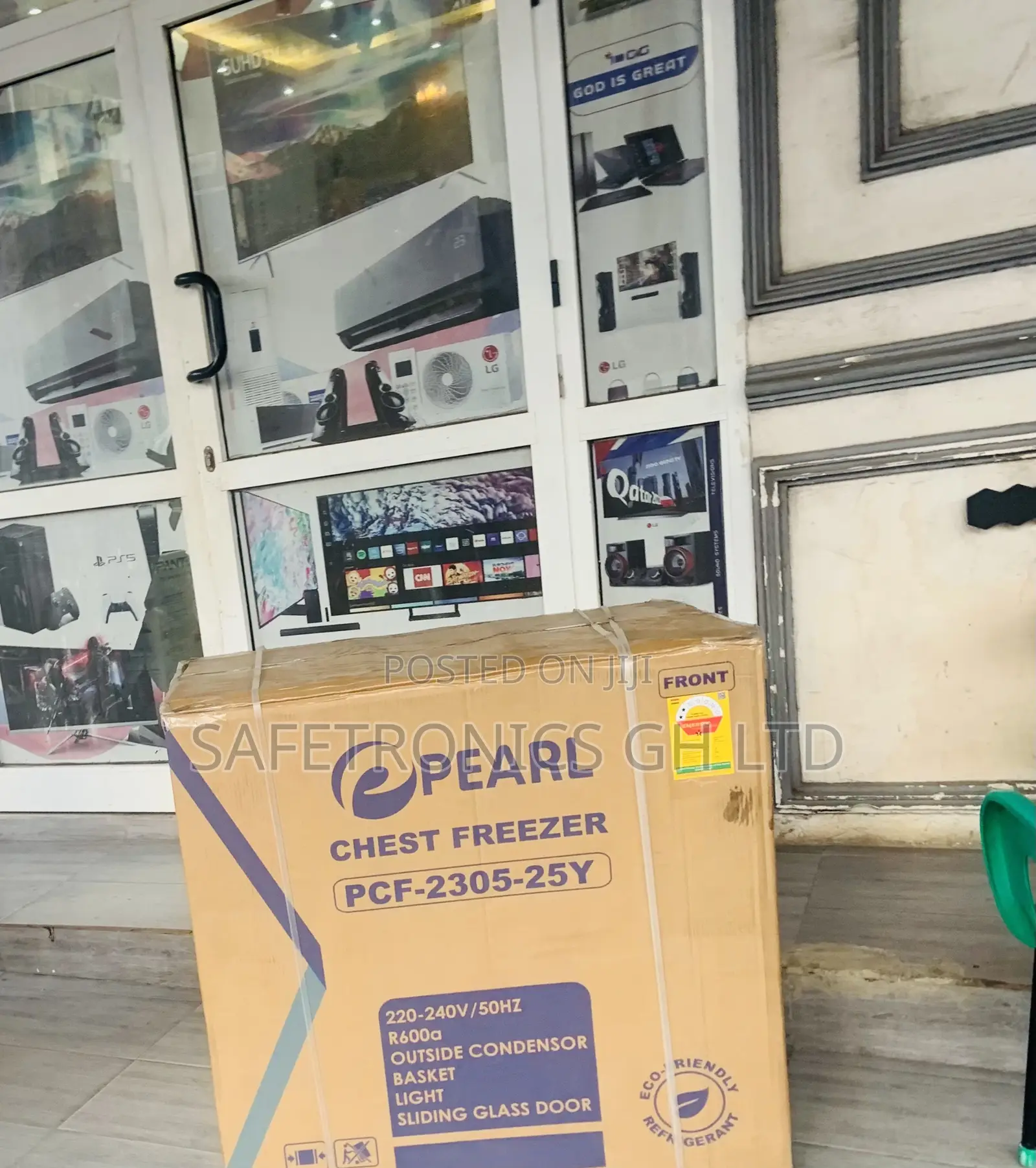 Crystal Cave 200 Liters PCF--2b Singledoor Pearl Freezer
