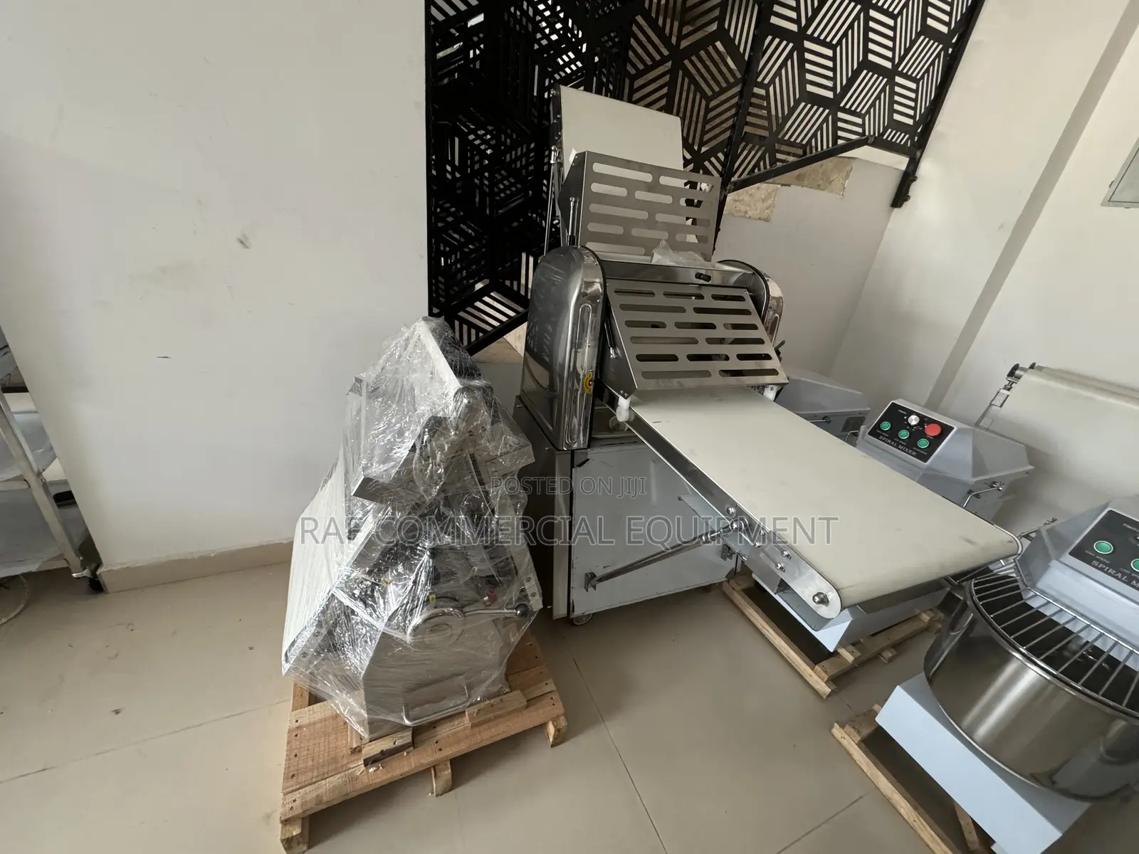 Commercial Tabletop Dough Sheeter