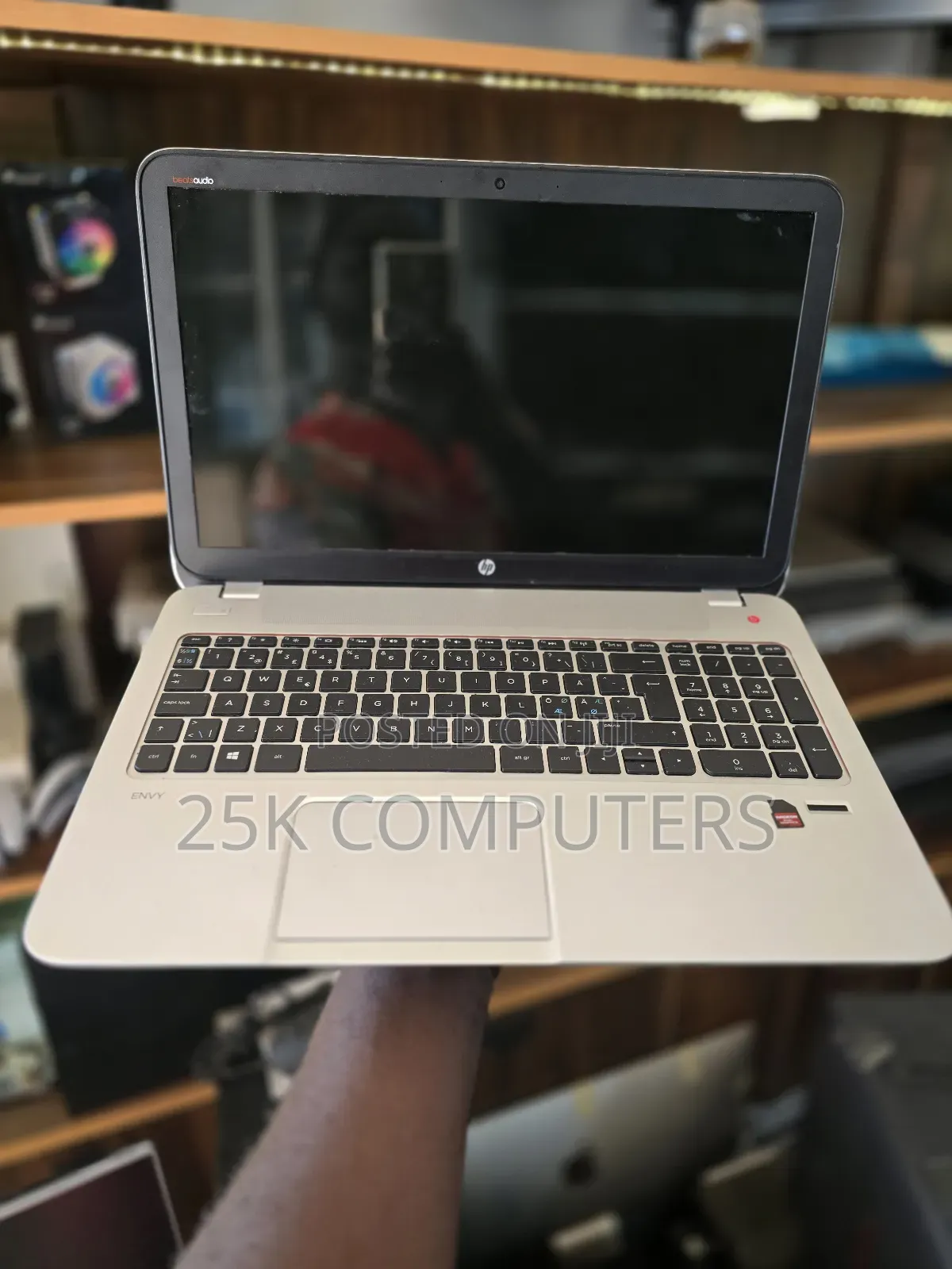 Laptop HP Envy 15 8GB AMD A8 SSD 250GB