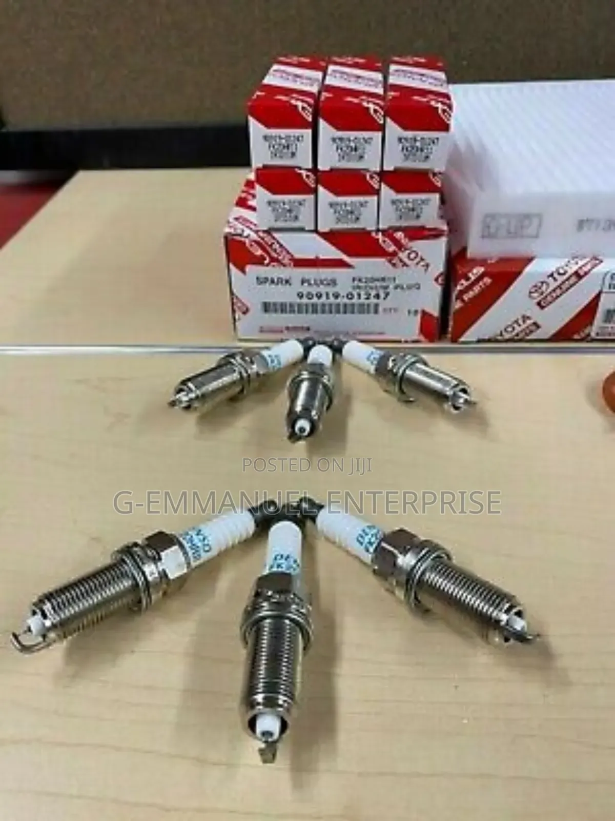 Toyota Highlander 2011-15 Spark Plugs. Original.