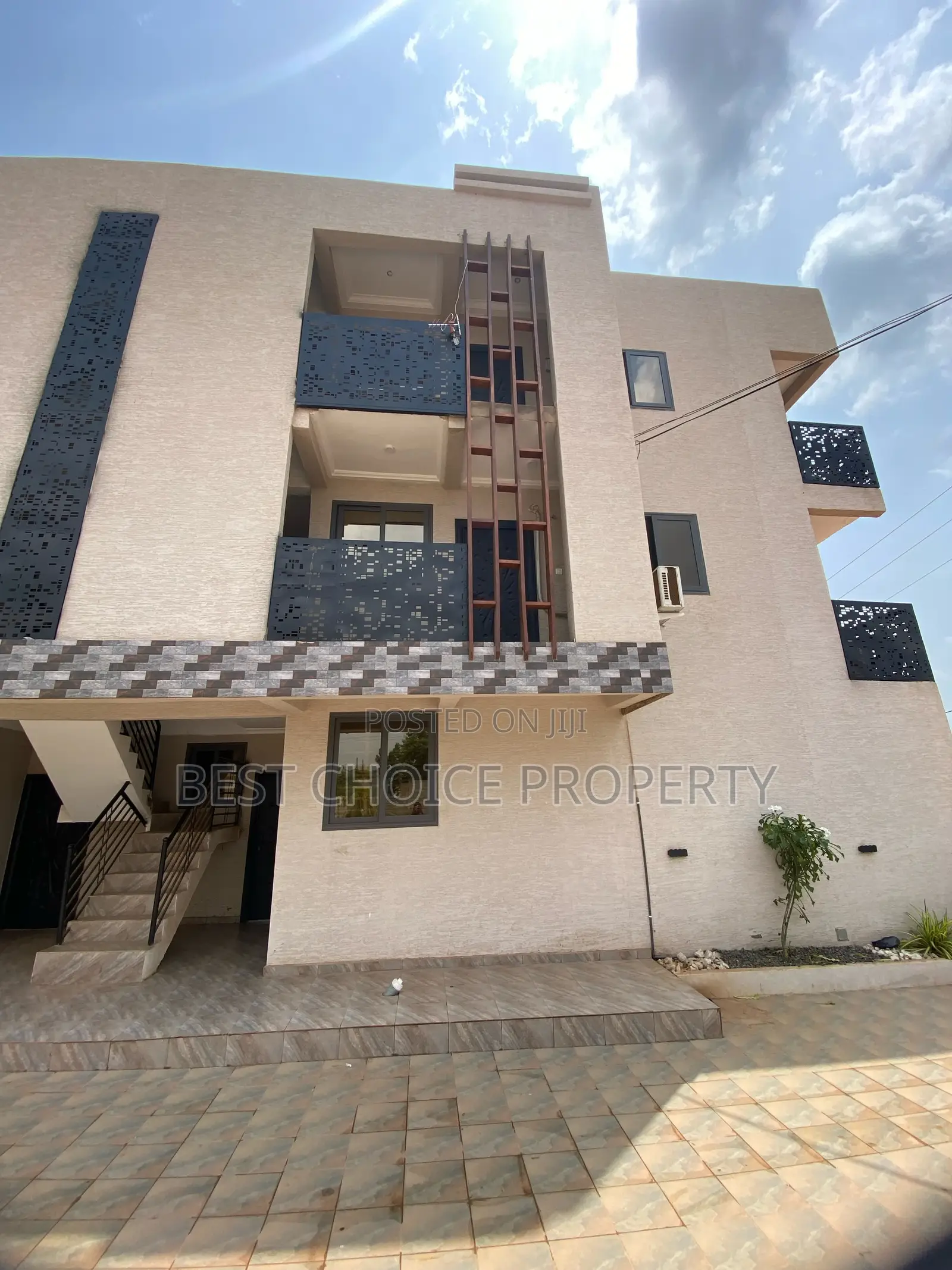 1bdrm Apartment in Adenta for rent