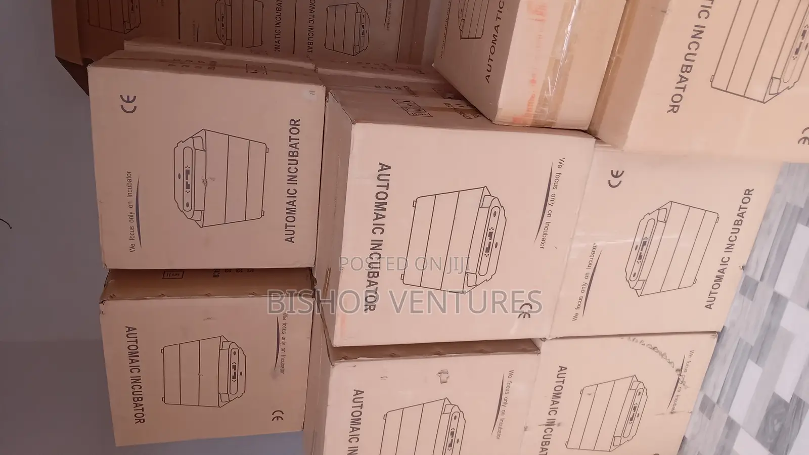 400 - 420 Eggs Capacity Incubator