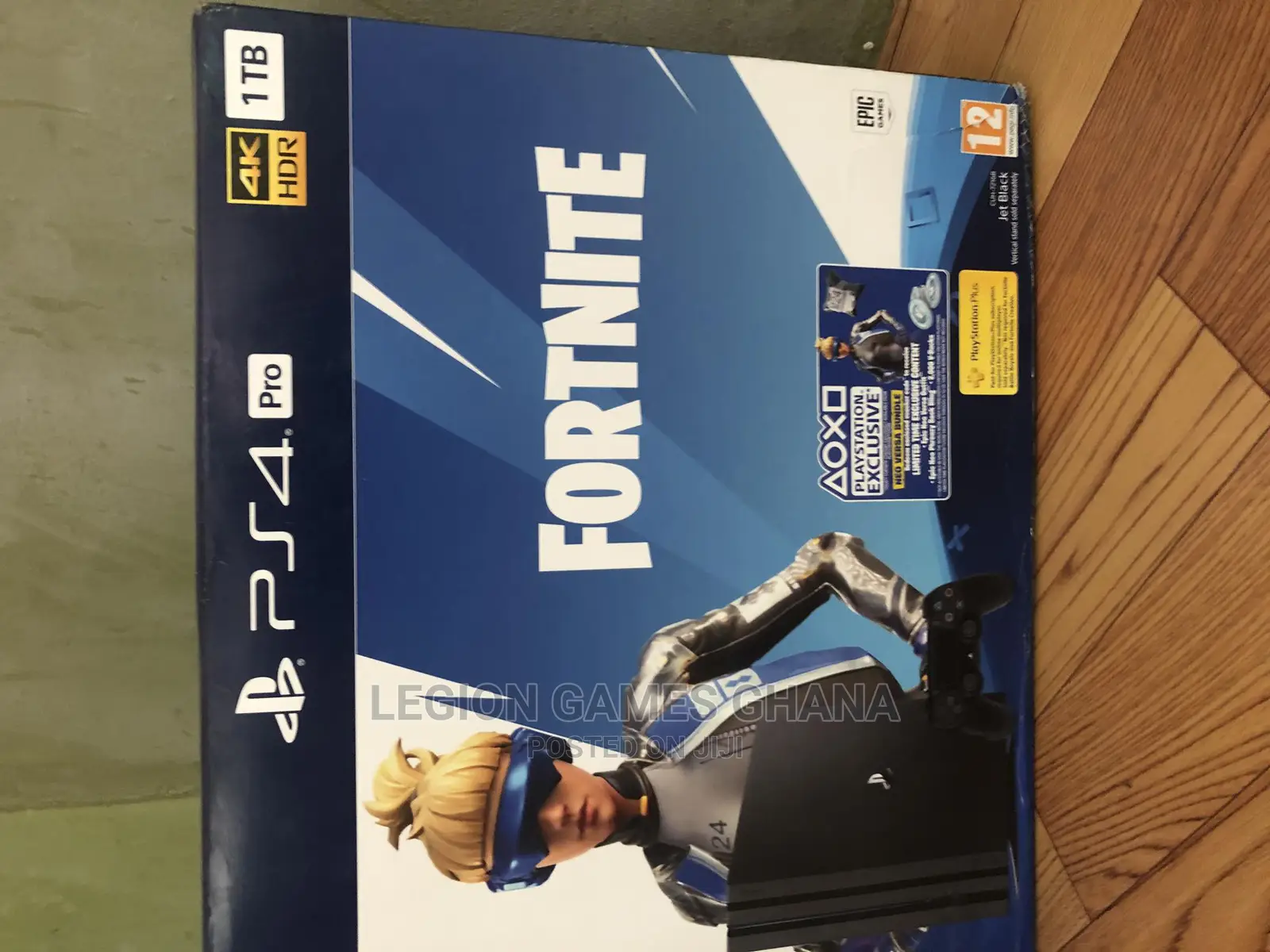 Playstation 4 Pro Fortnite Bundle