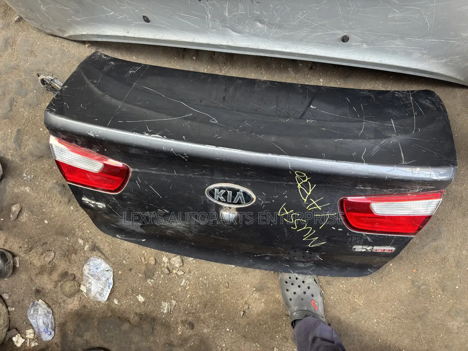Kia Rio 2015-17 Booth