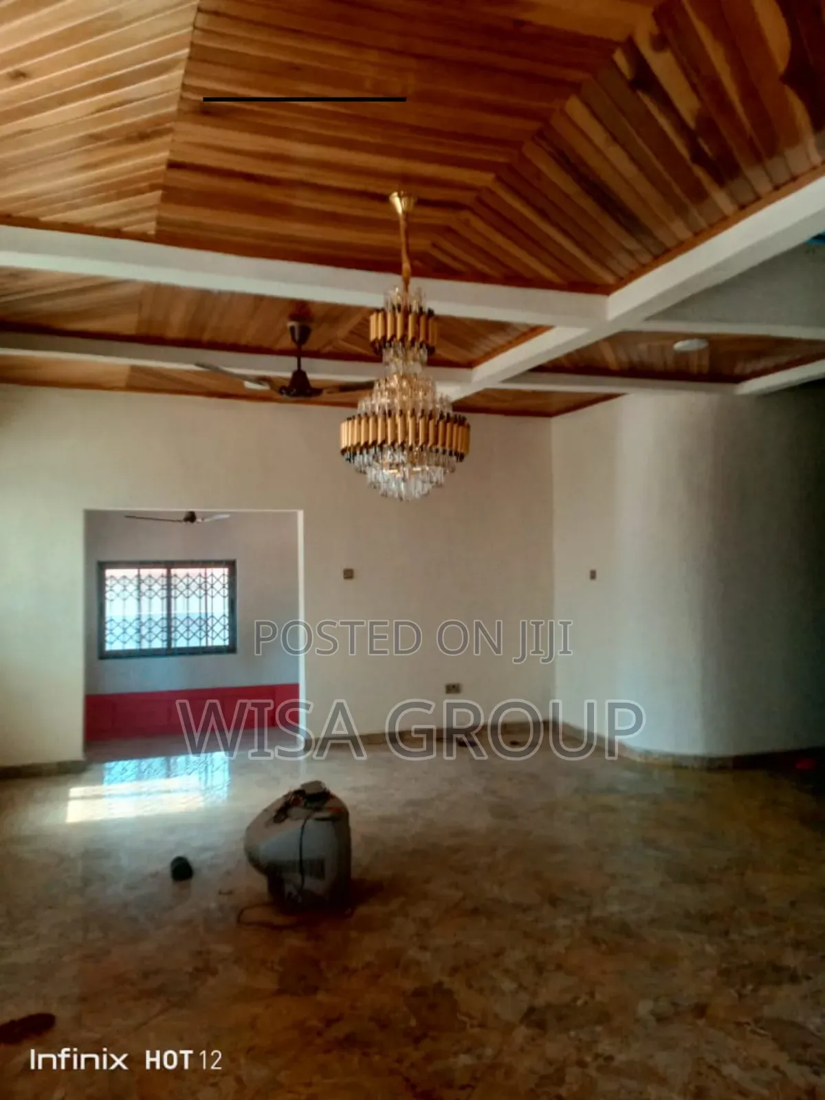8bdrm Duplex in Wisa Group, Accra Metropolitan for rent