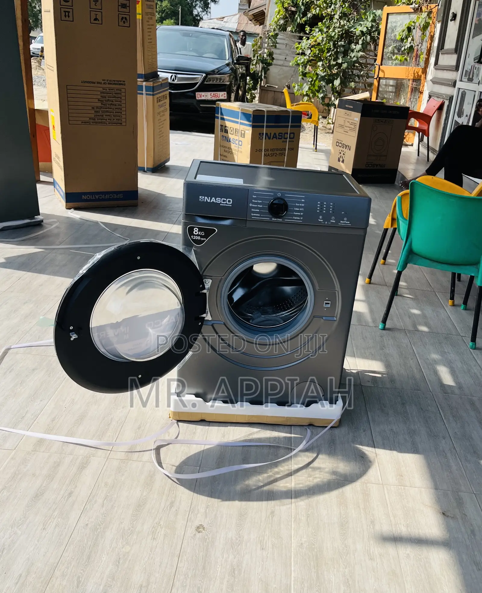 Fully Automatic Midea 8kg Smart Washing Machine.
