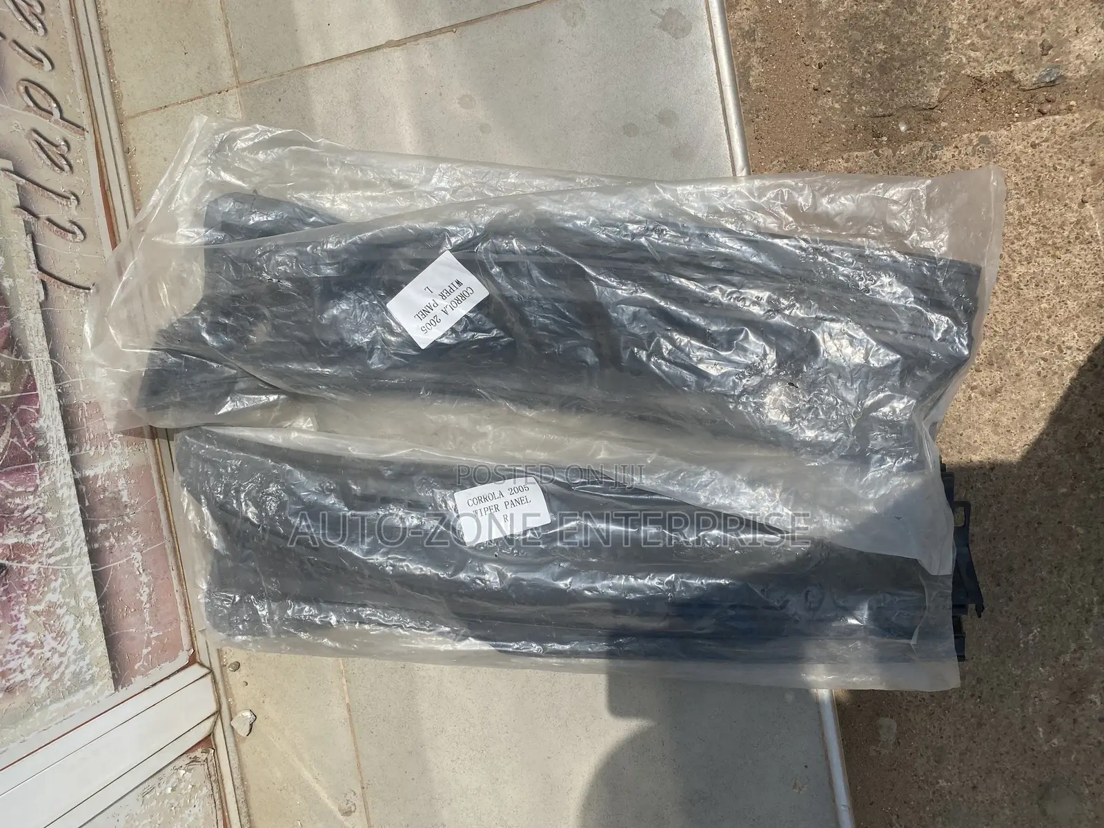 Toyota Corolla 2005 Wiper Panels