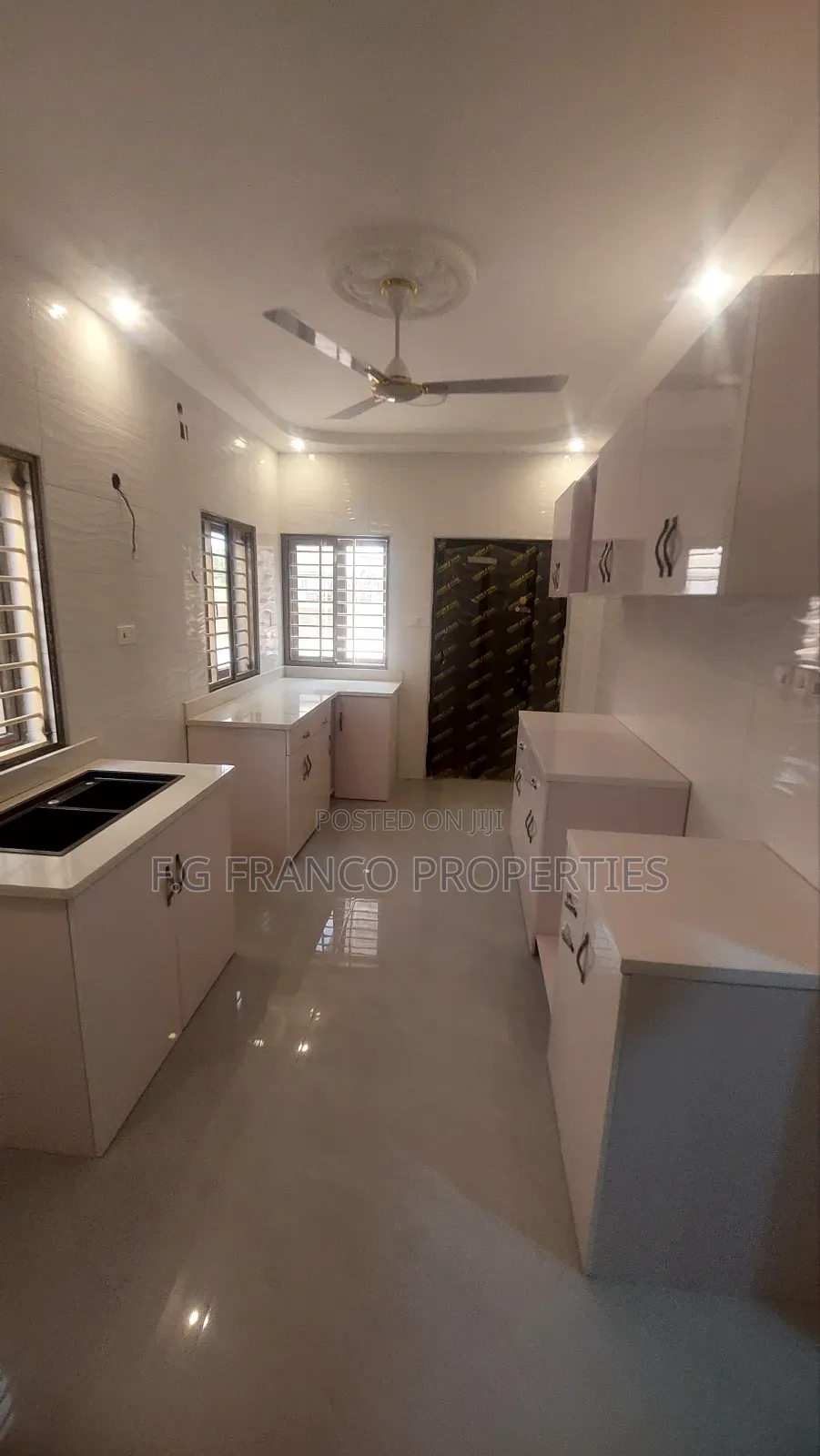 4bdrm House in Kg.Franco Properties, Spintex for rent