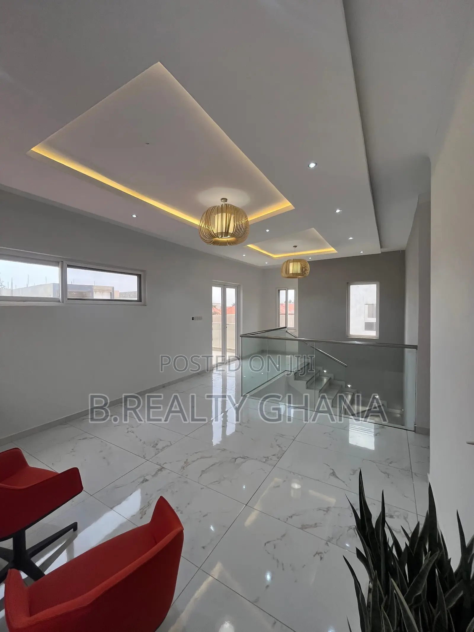 4bdrm Townhouse/Terrace in Spintex for sale