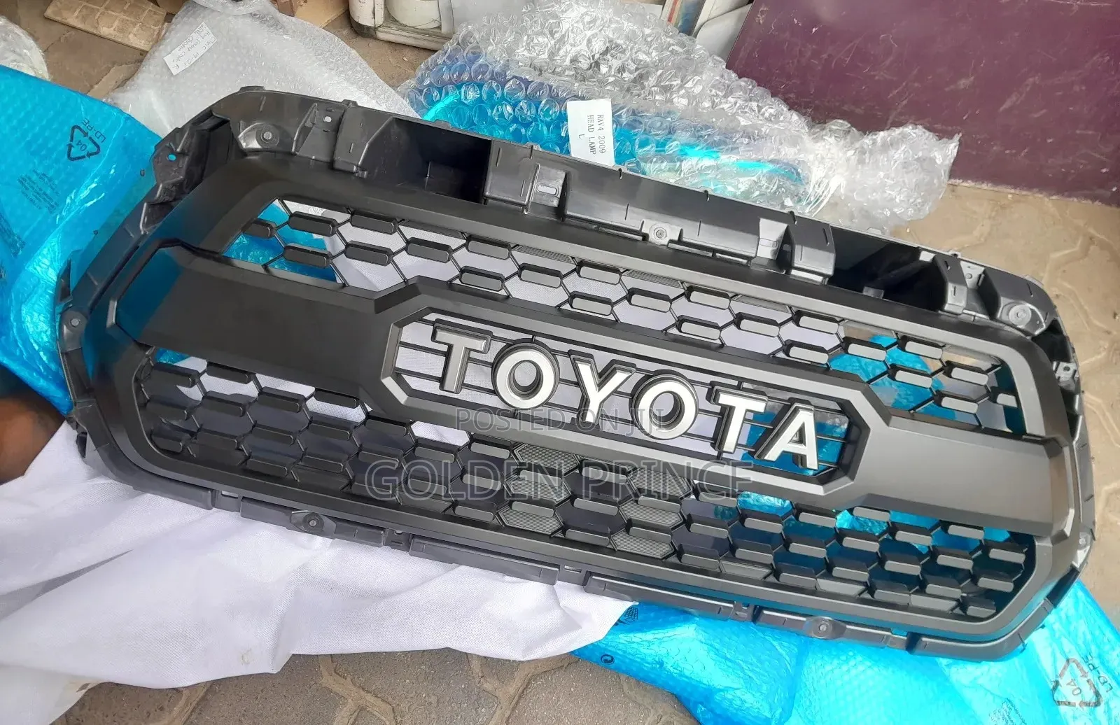 Tacoma 2019-2022 Front Grille