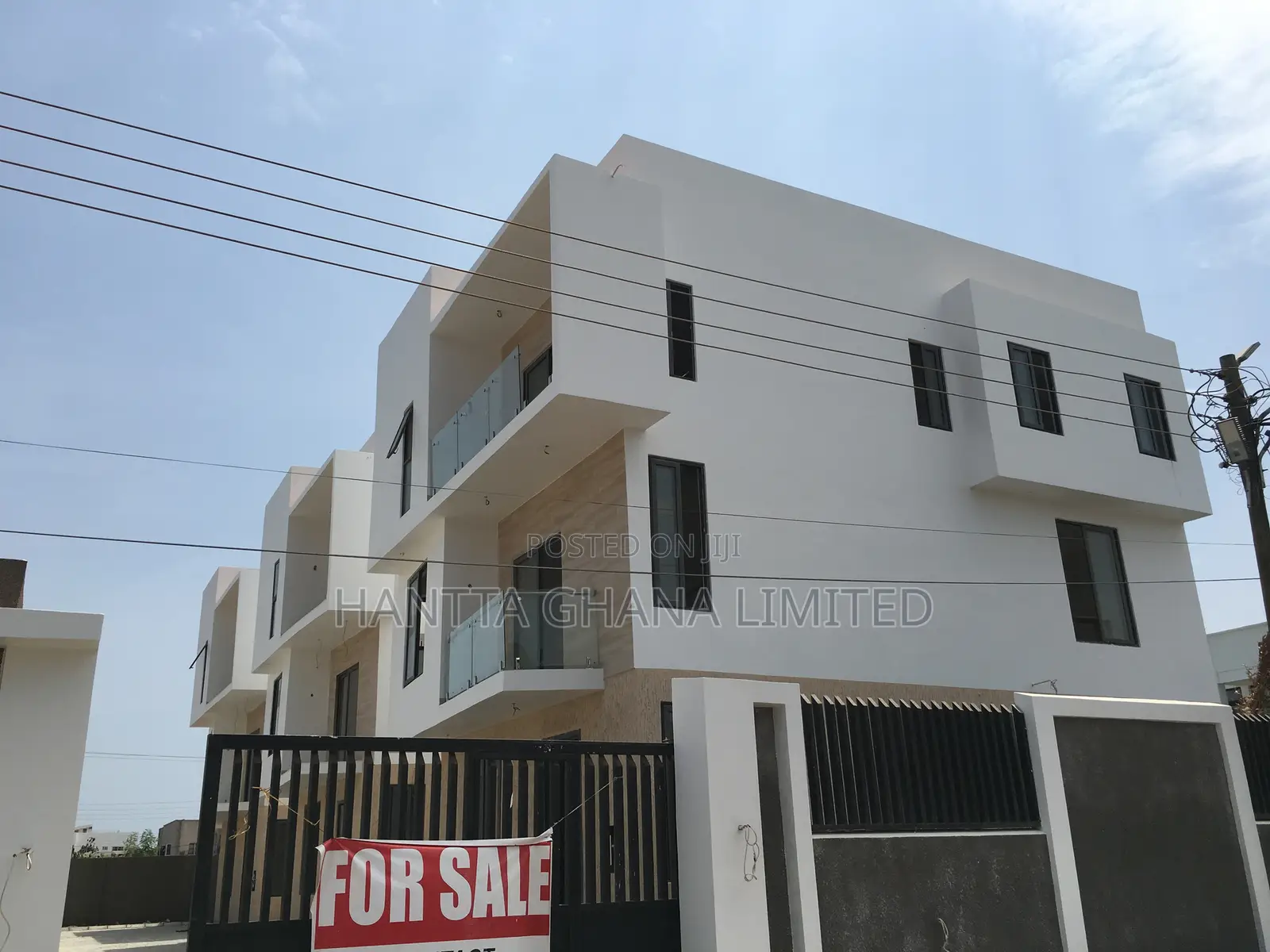 4bdrm Townhouse/Terrace in Tseaddo for sale
