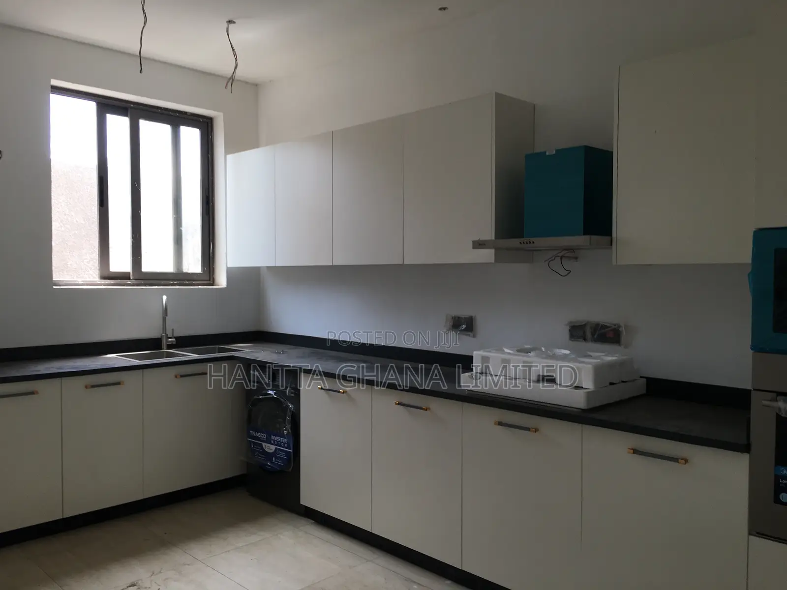 4bdrm Townhouse/Terrace in Tseaddo for sale