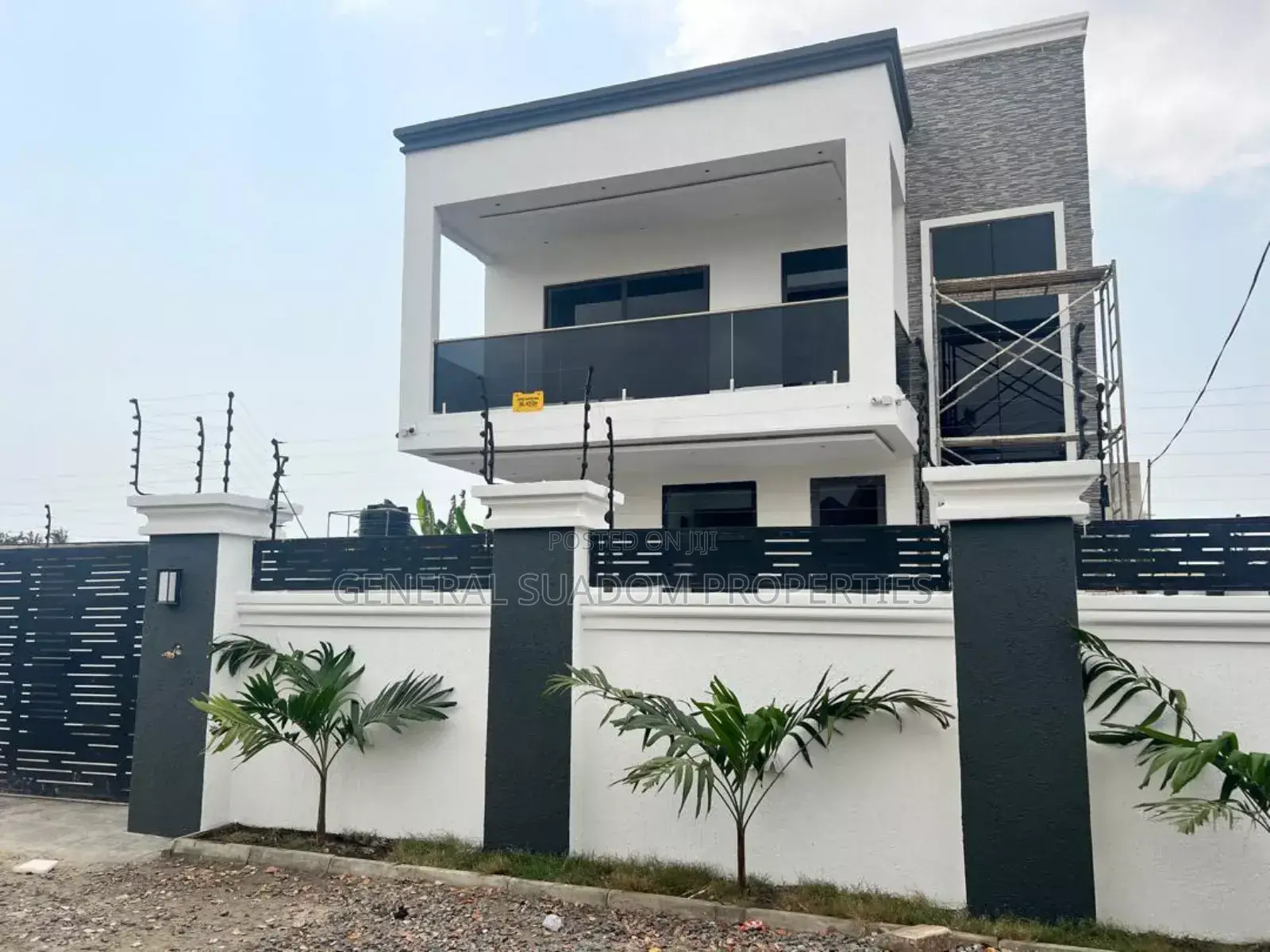 4bdrm Duplex in Suadom Properties, Baatsona Total for sale
