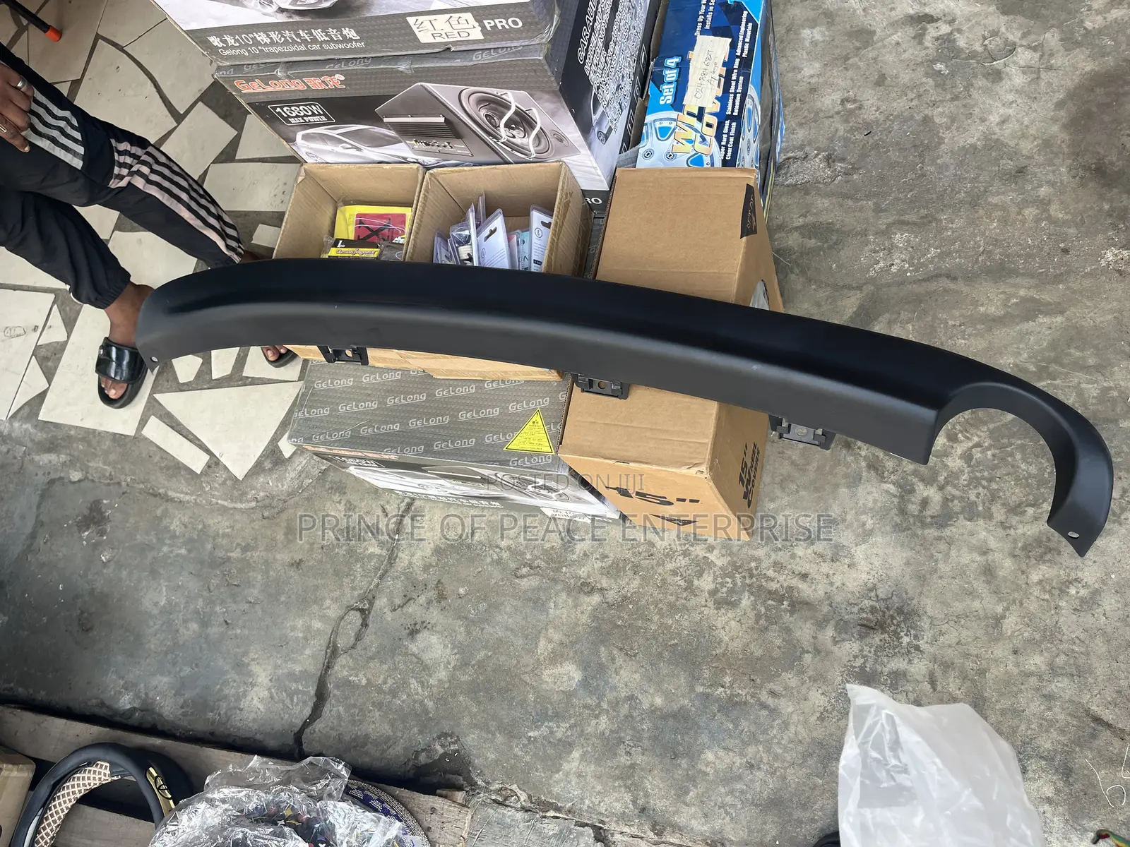 Toyota Corolla 2012 2013 Rear Bumper Middle Spoiler