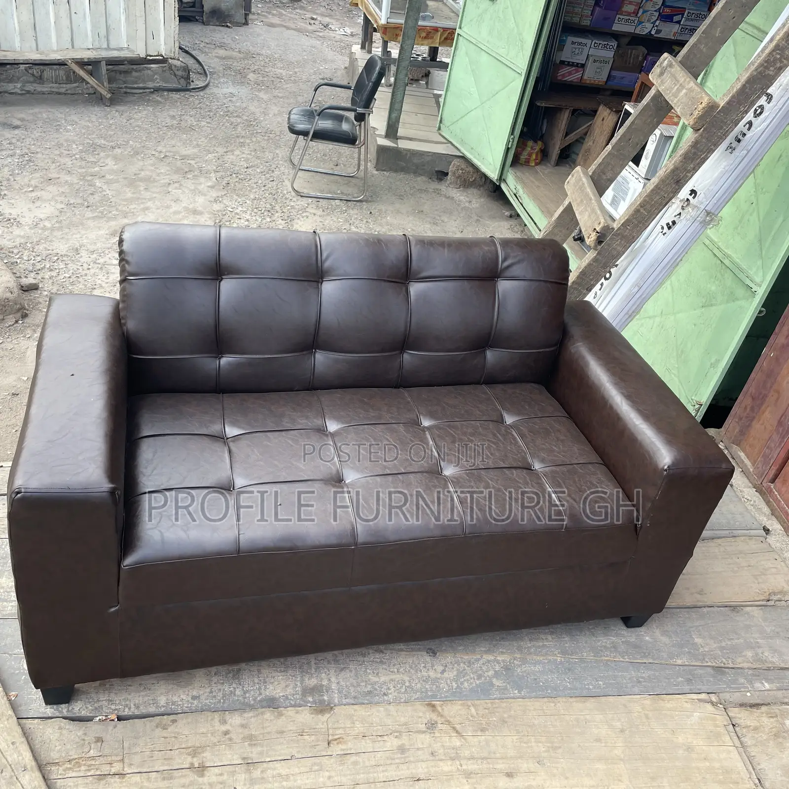 2in1 Sofa Made With Solid Leather And Foam// Durable And Luxurious