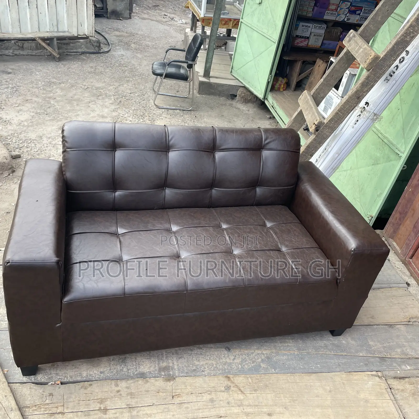 2in1 Sofa Made With Solid Leather And Foam// Durable And Luxurious