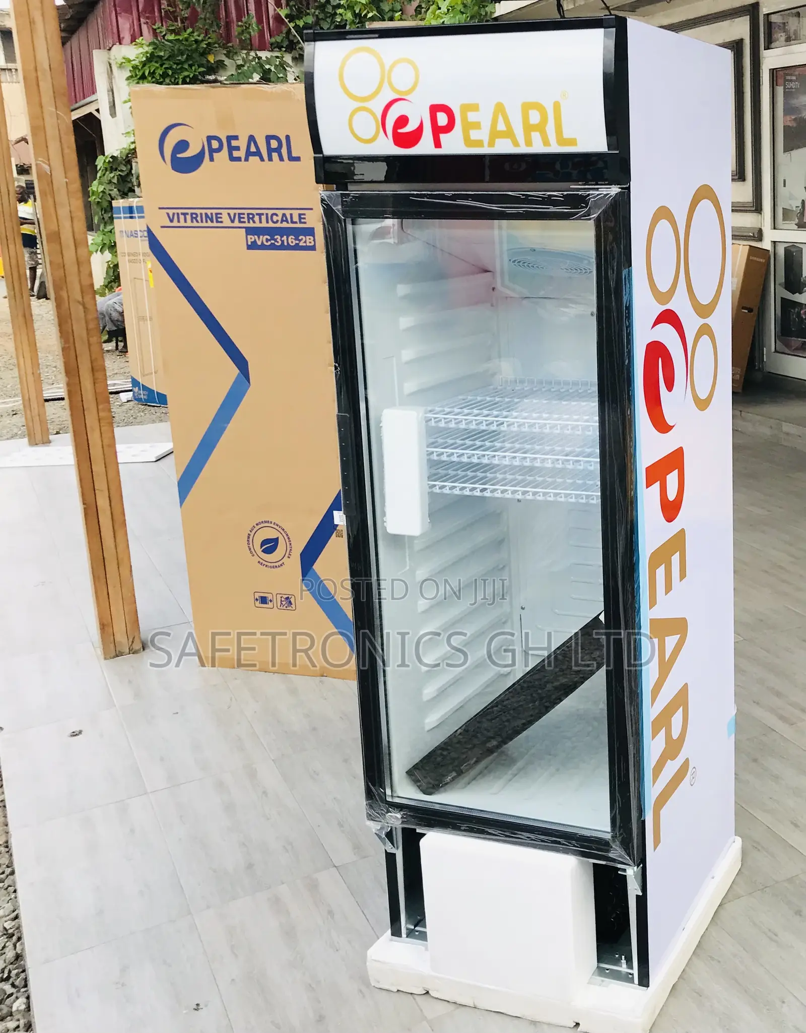 Frosty Flow Pearl Singledoor Display PVC-316 300 Liters