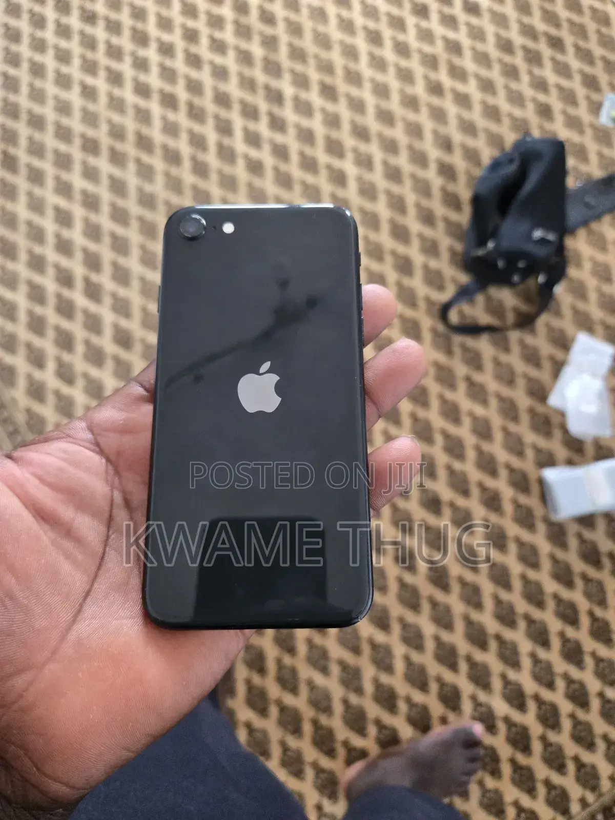 New Apple iPhone SE (2020) 64 GB Black
